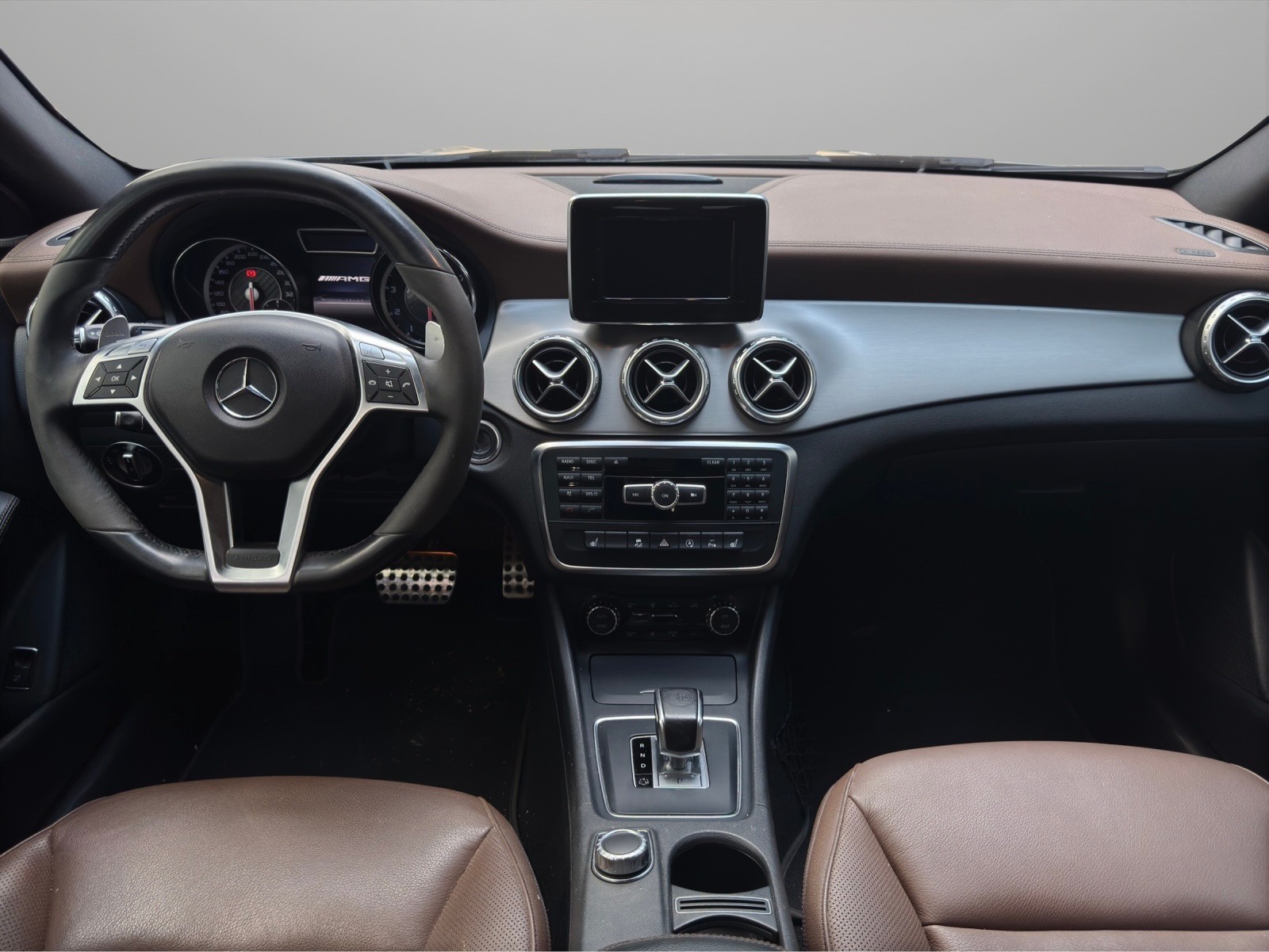 MERCEDES-BENZ GLA 45 AMG 4Matic 7G-DCT-image-8