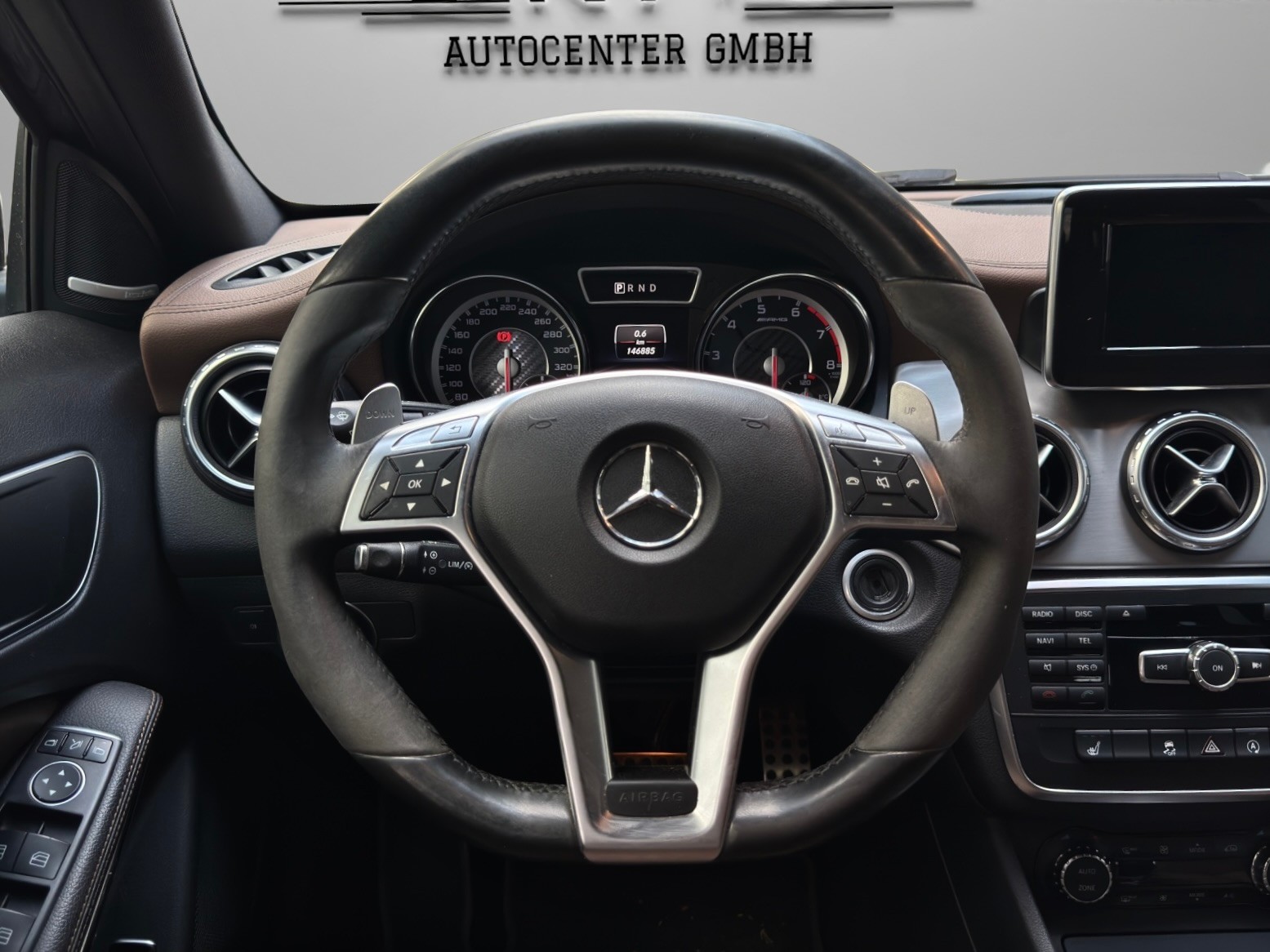 MERCEDES-BENZ GLA 45 AMG 4Matic 7G-DCT-image-9