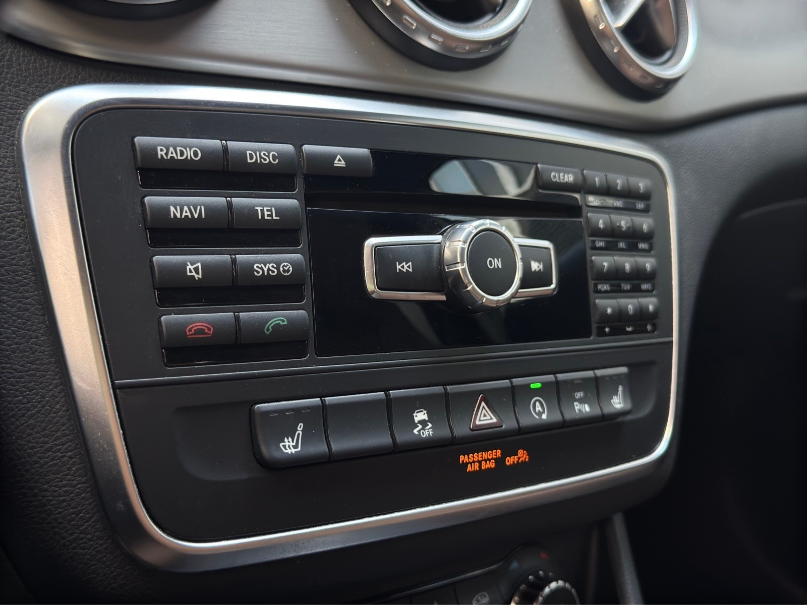 MERCEDES-BENZ GLA 45 AMG 4Matic 7G-DCT-image-17
