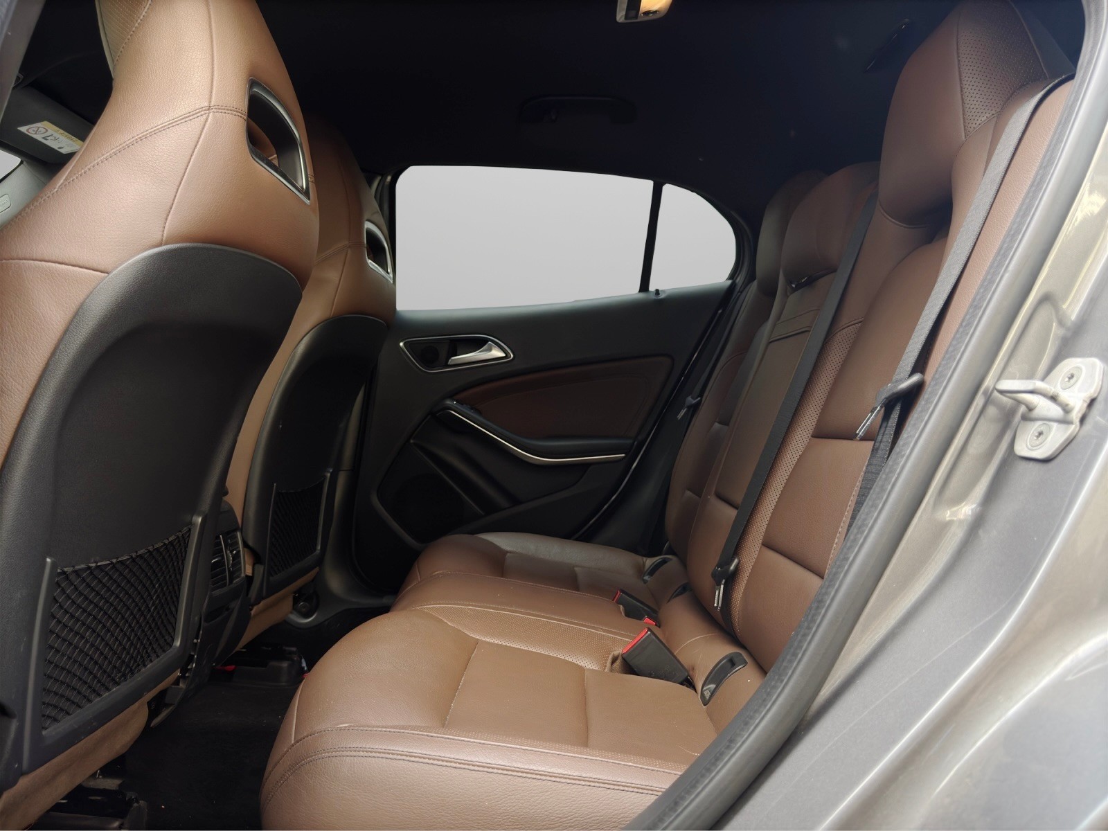 MERCEDES-BENZ GLA 45 AMG 4Matic 7G-DCT-image-10