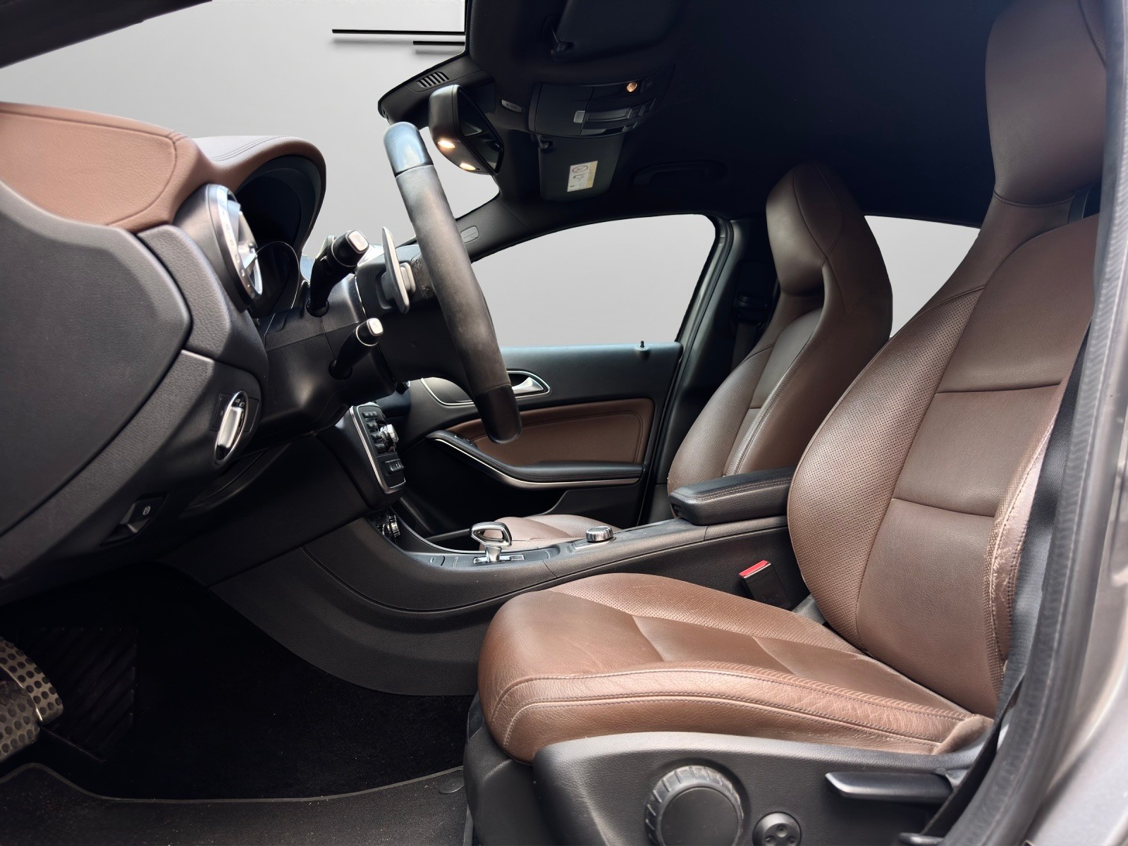 MERCEDES-BENZ GLA 45 AMG 4Matic 7G-DCT-image-7