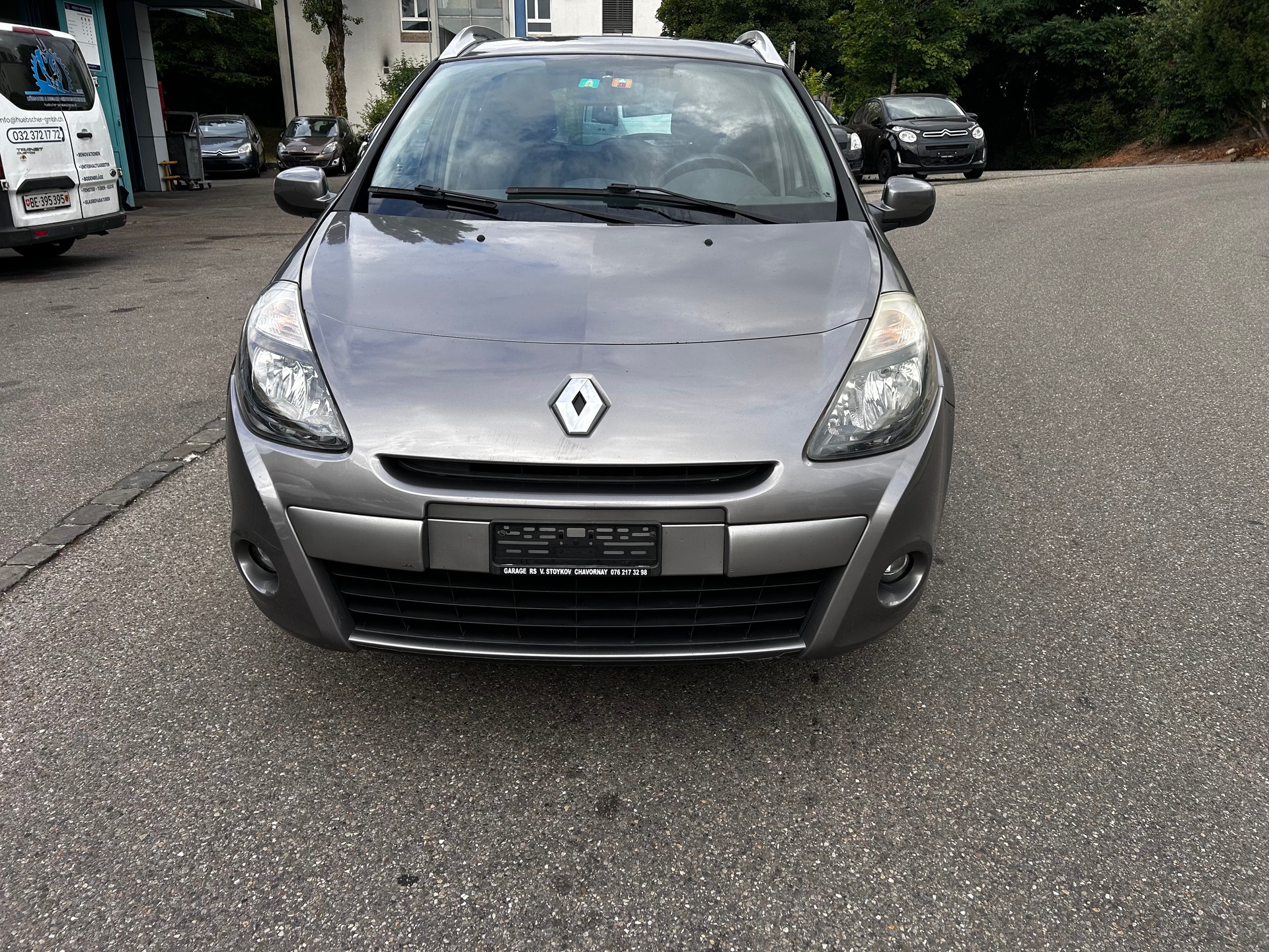 RENAULT Clio Grandtour 1.2 16V Turbo Dynamique-image-0
