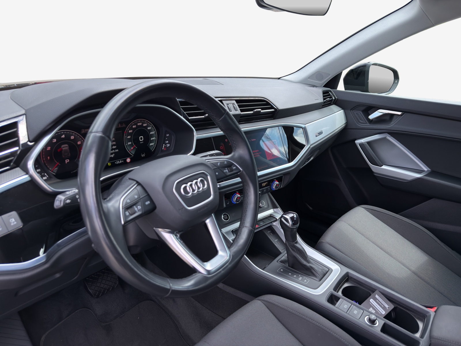 AUDI Q3 35 TFSI Attraction S-tronic-image-12