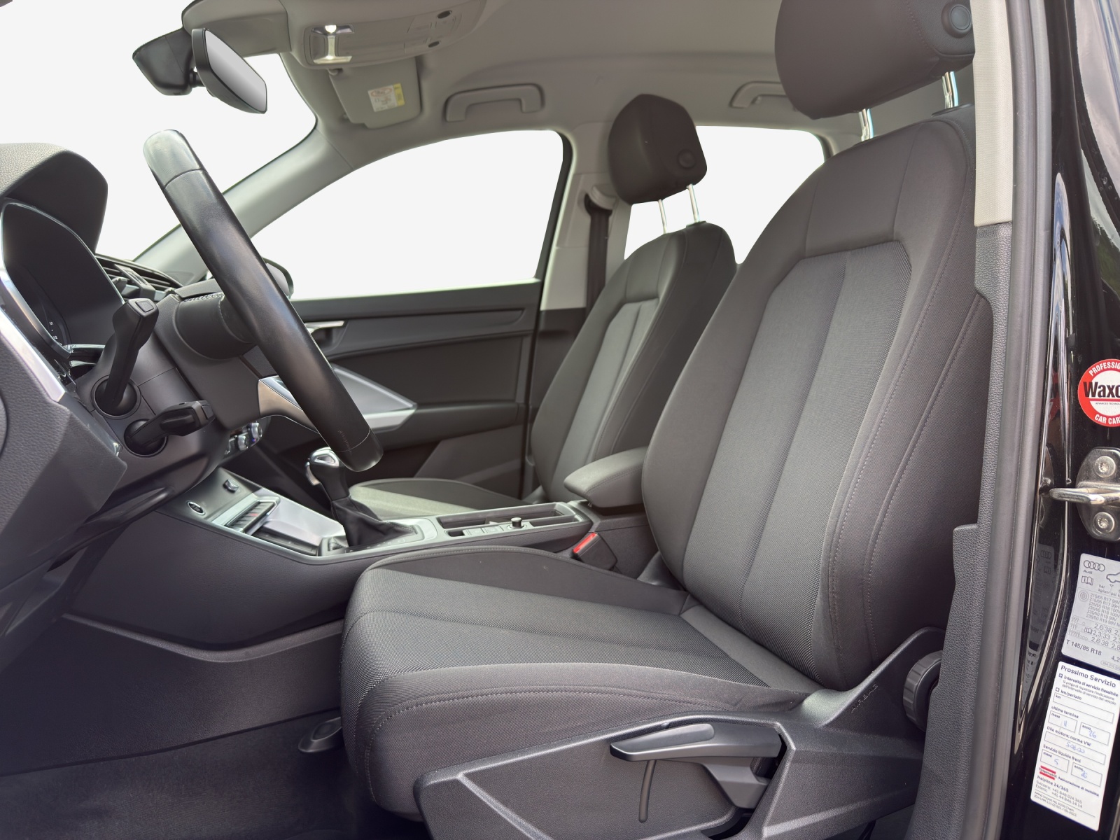 AUDI Q3 35 TFSI Attraction S-tronic-image-6