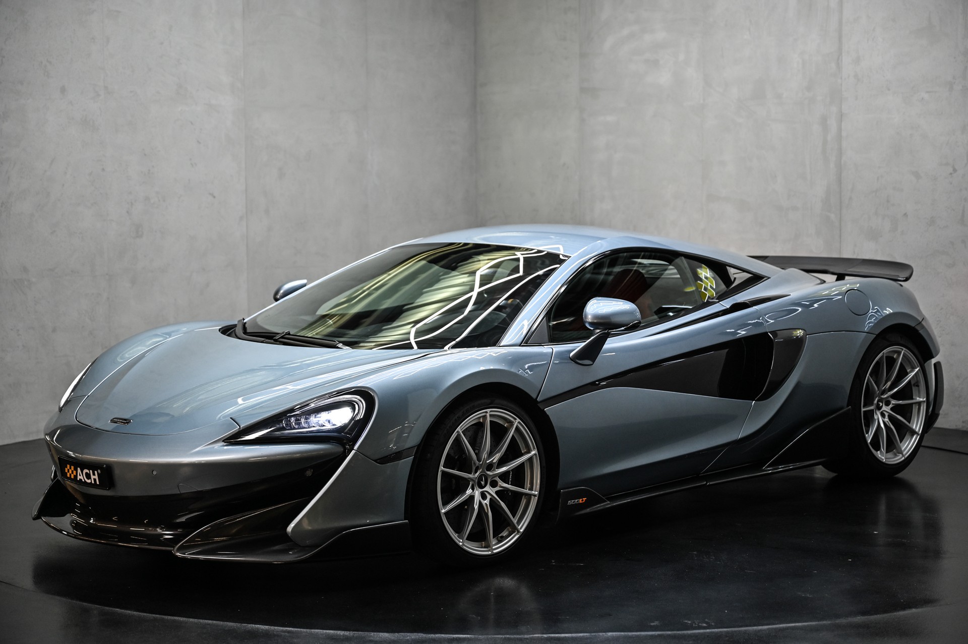 McLAREN 600LT Coupé-showroom-element-3