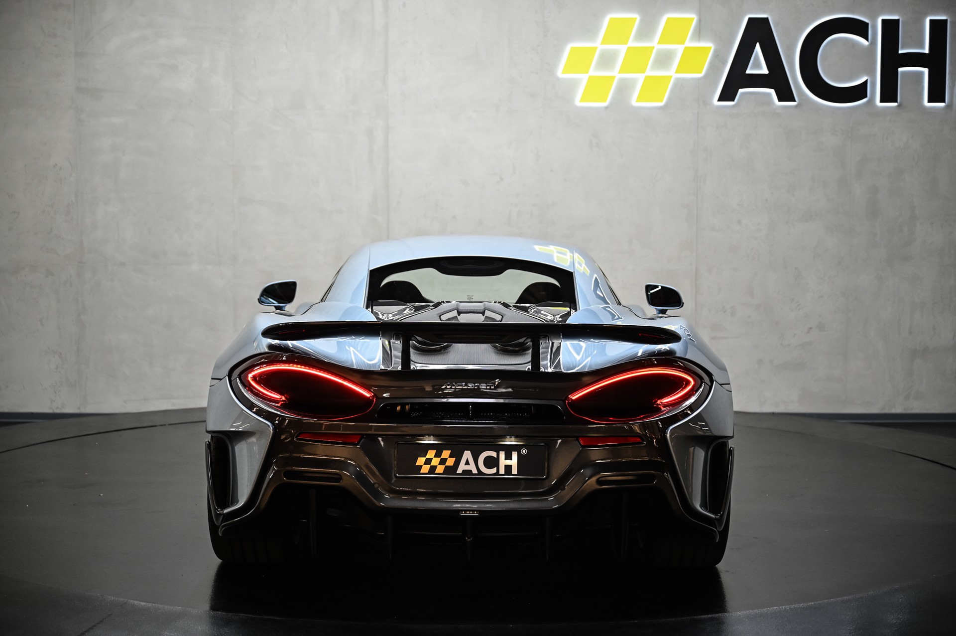 McLAREN 600LT Coupé-image-5