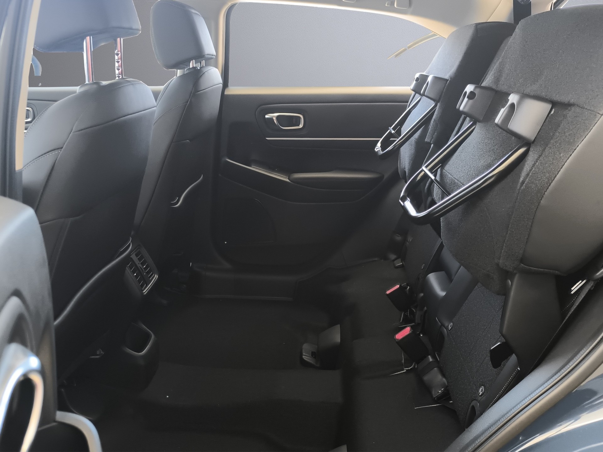HONDA HR-V 1.5 i-MMD Advance-image-13
