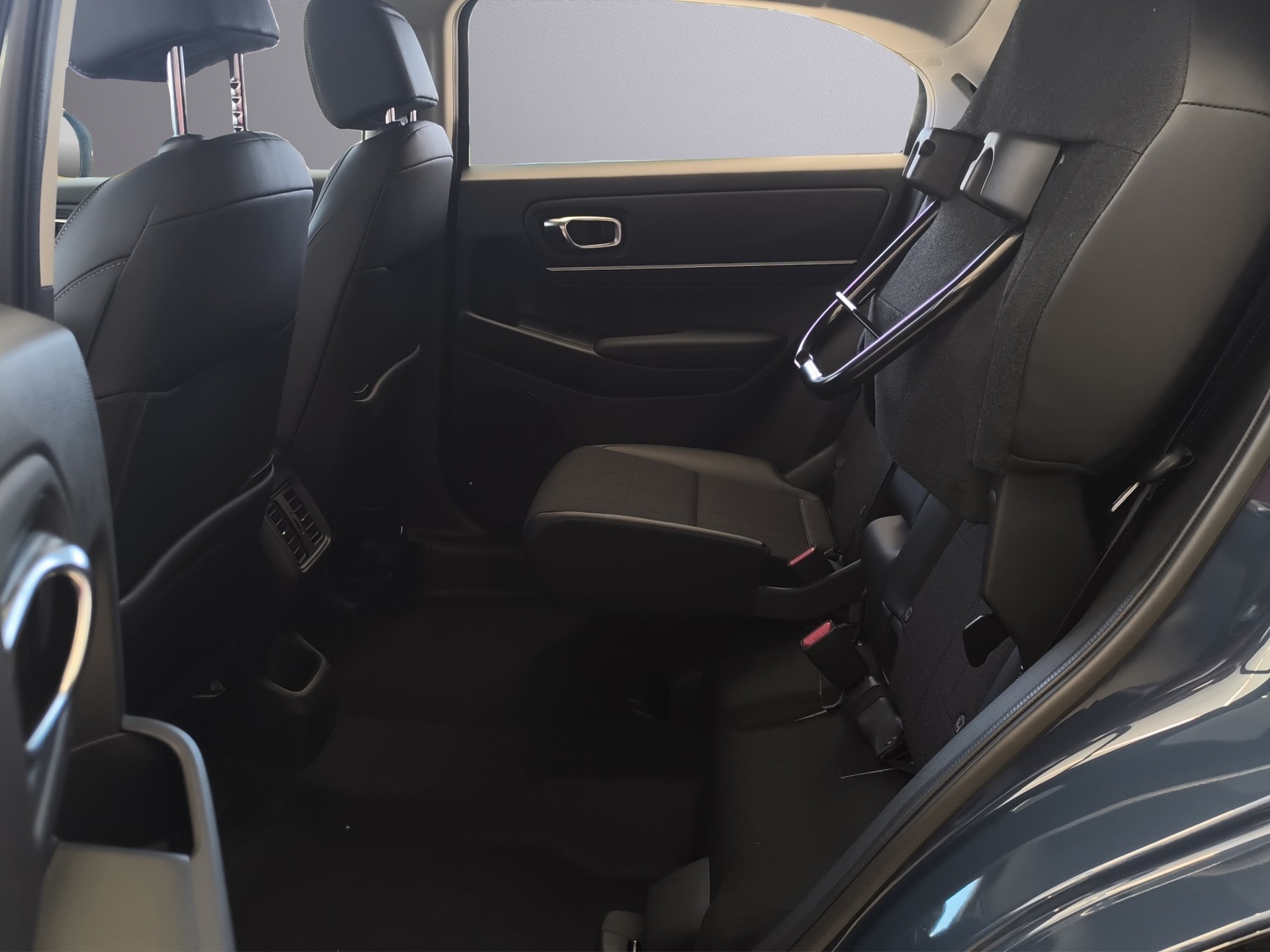HONDA HR-V 1.5 i-MMD Advance-image-12