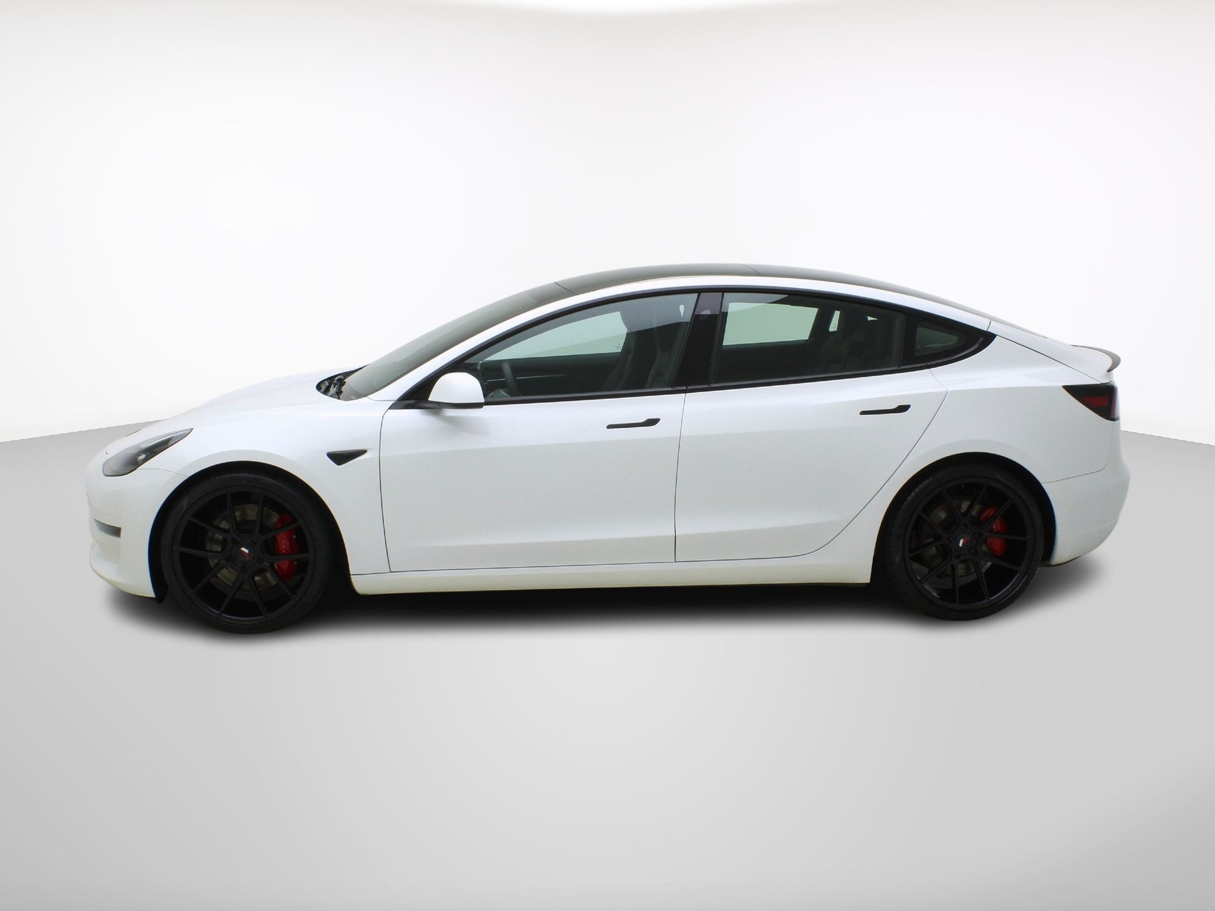 TESLA Model 3 Performance Dual AWD-image-2