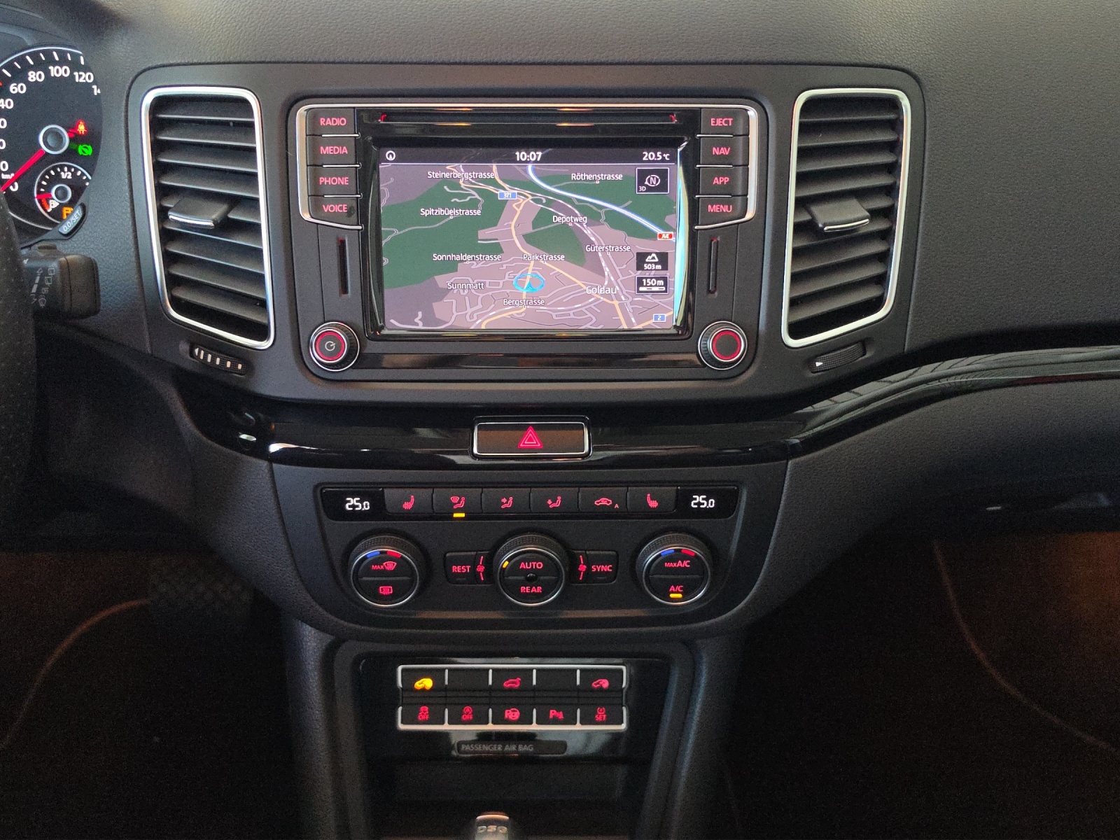 SEAT Alhambra 2.0 TSI FR Line DSG-image-13