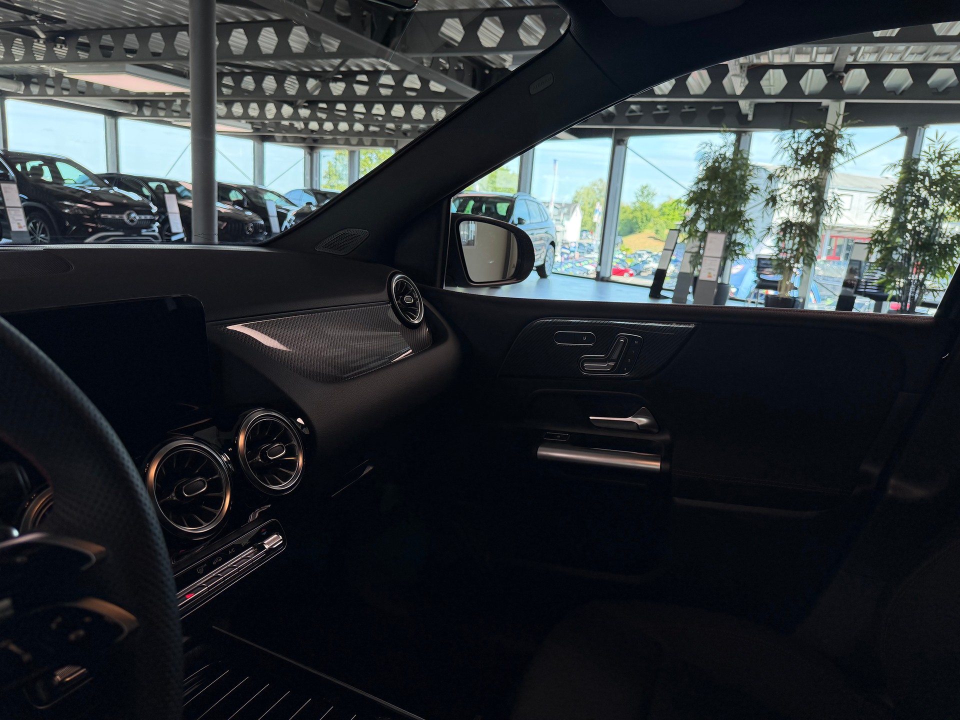 MERCEDES-BENZ B 220 4Matic 8G-DCT-image-8