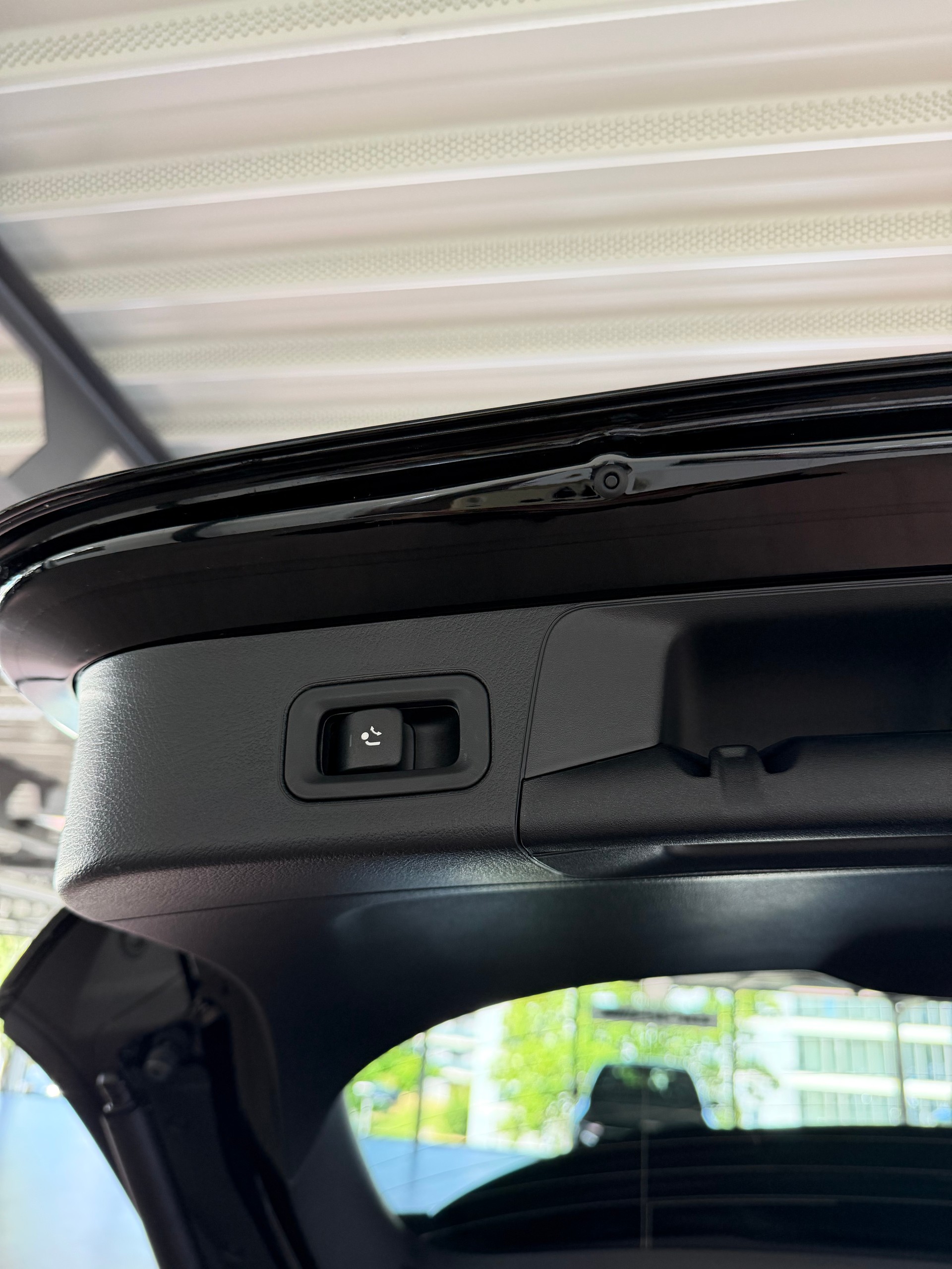 MERCEDES-BENZ B 220 4Matic 8G-DCT-image-13