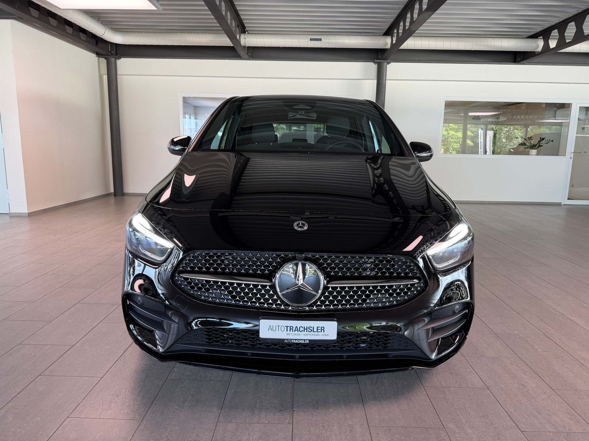 MERCEDES-BENZ B 220 4Matic 8G-DCT-image-2