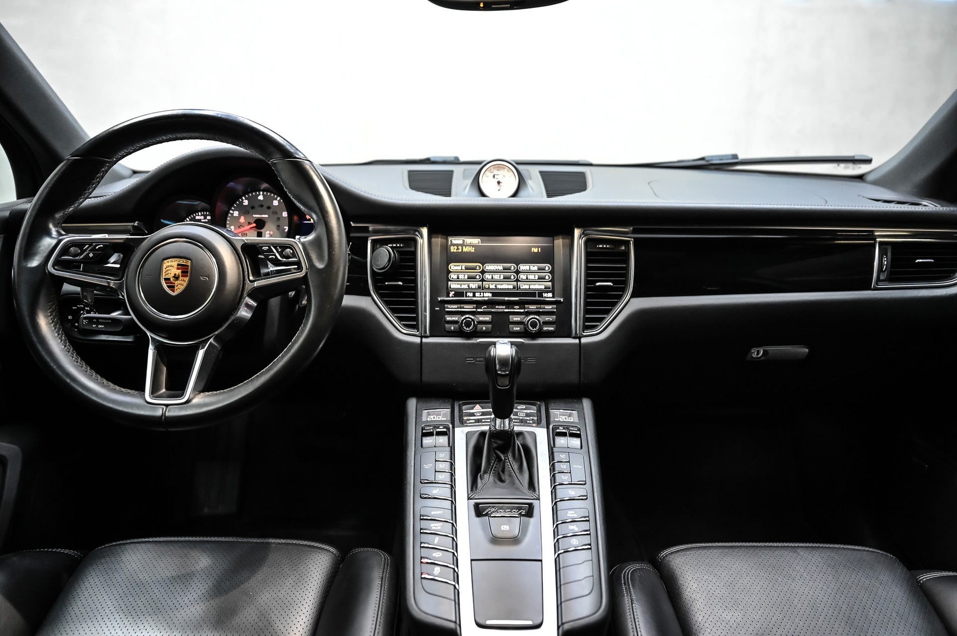 PORSCHE Macan 3.0 V6 S-image-17