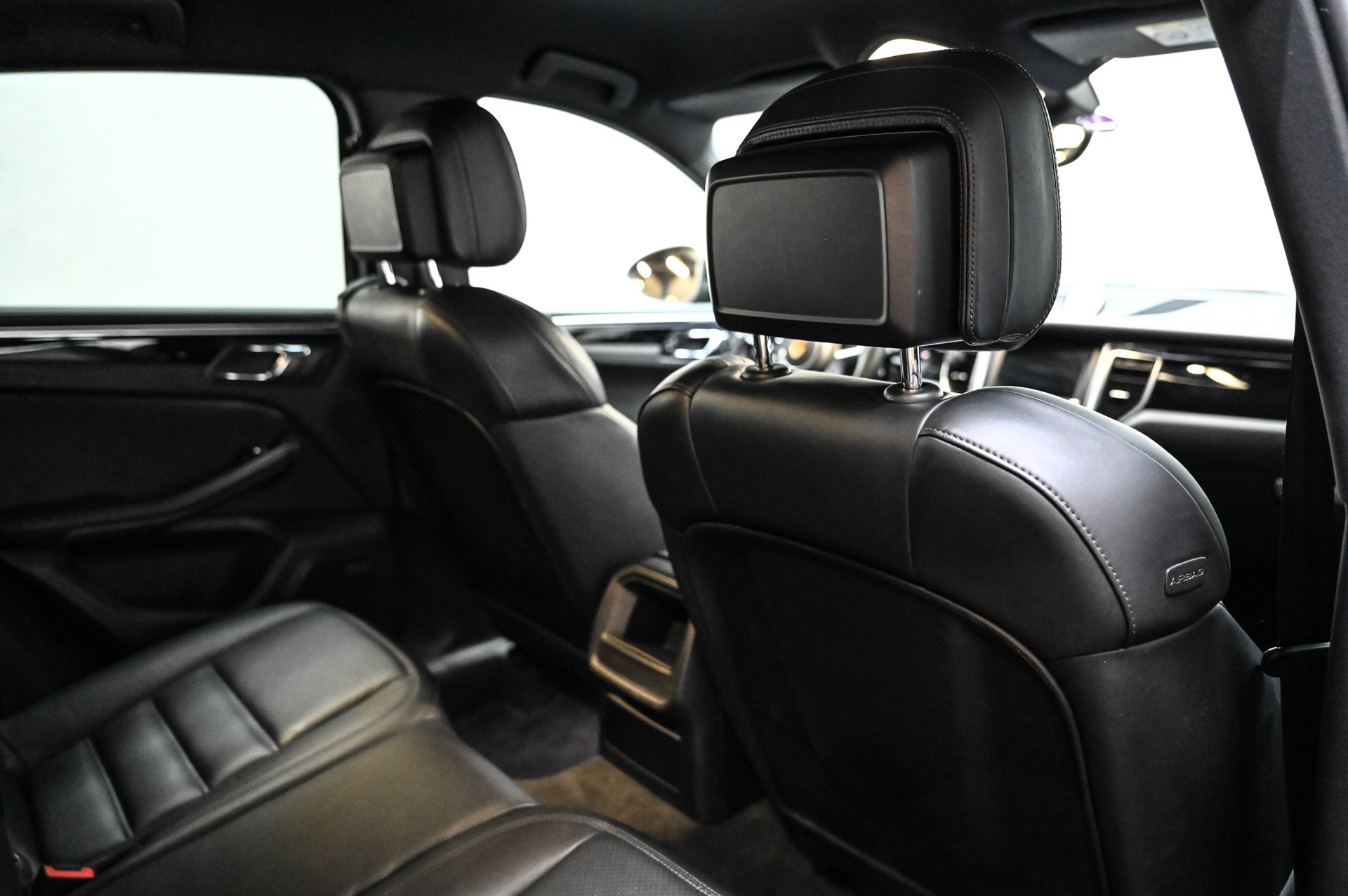 PORSCHE Macan 3.0 V6 S-image-22