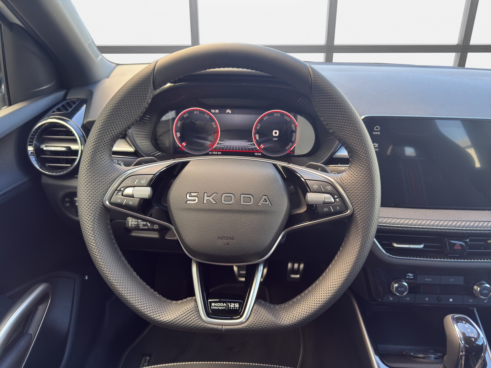 SKODA Fabia 1.5 TSI Motorsport DSG-image-8