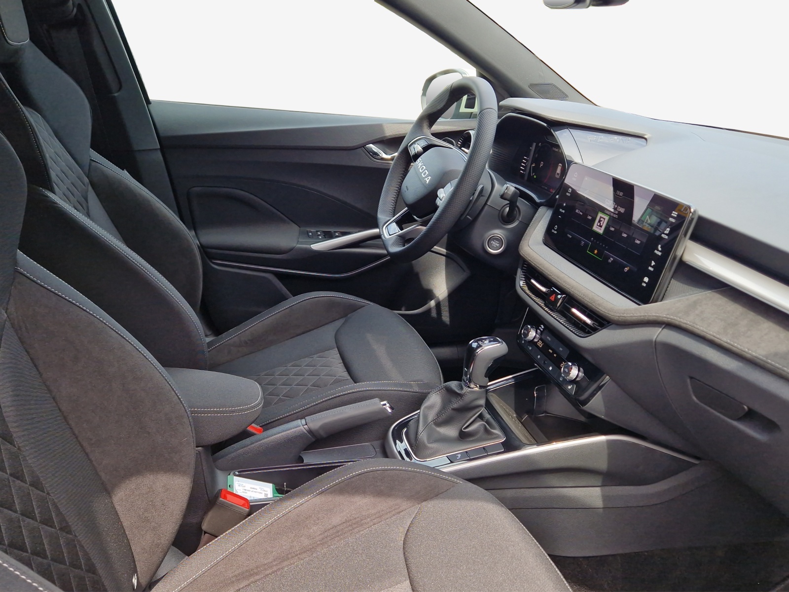 SKODA Fabia 1.0 TSI Dynamic DSG-image-7