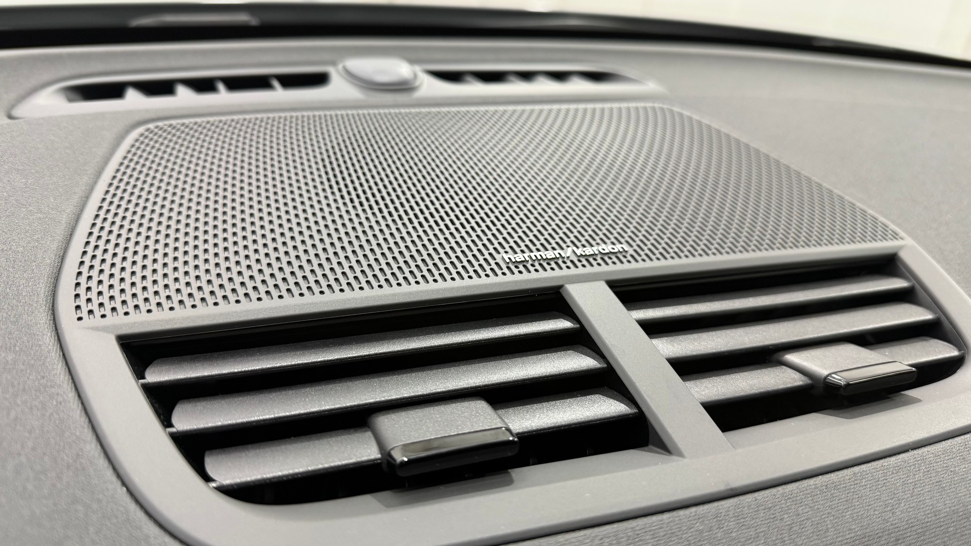 POLESTAR 2 Long Range Dual Motor Prime-image-11