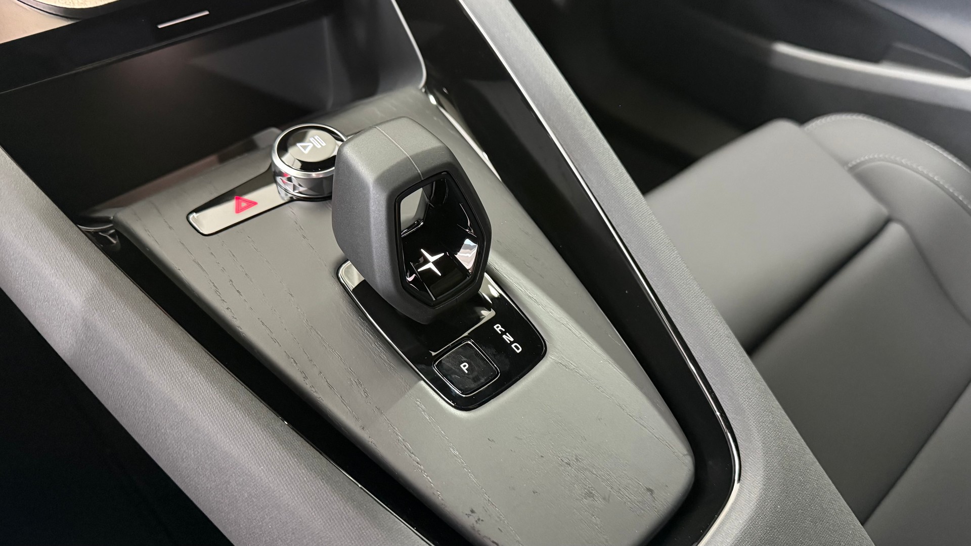 POLESTAR 2 Long Range Dual Motor Prime-image-10