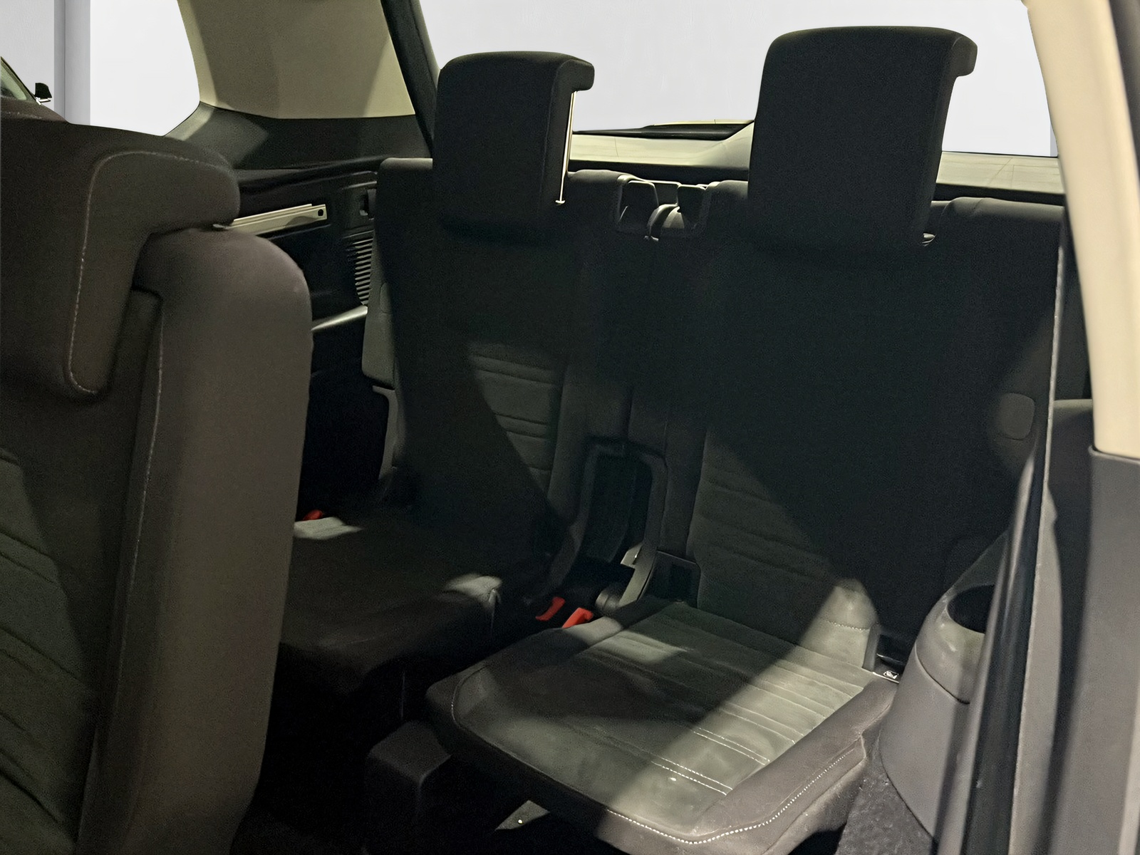 VW Touran 2.0 TDI BlueMotion Technology Comfortline DSG**7-Plätzer,Tempomat ACC,Rückfahrtkam,Frisch ab MFK**-image-9