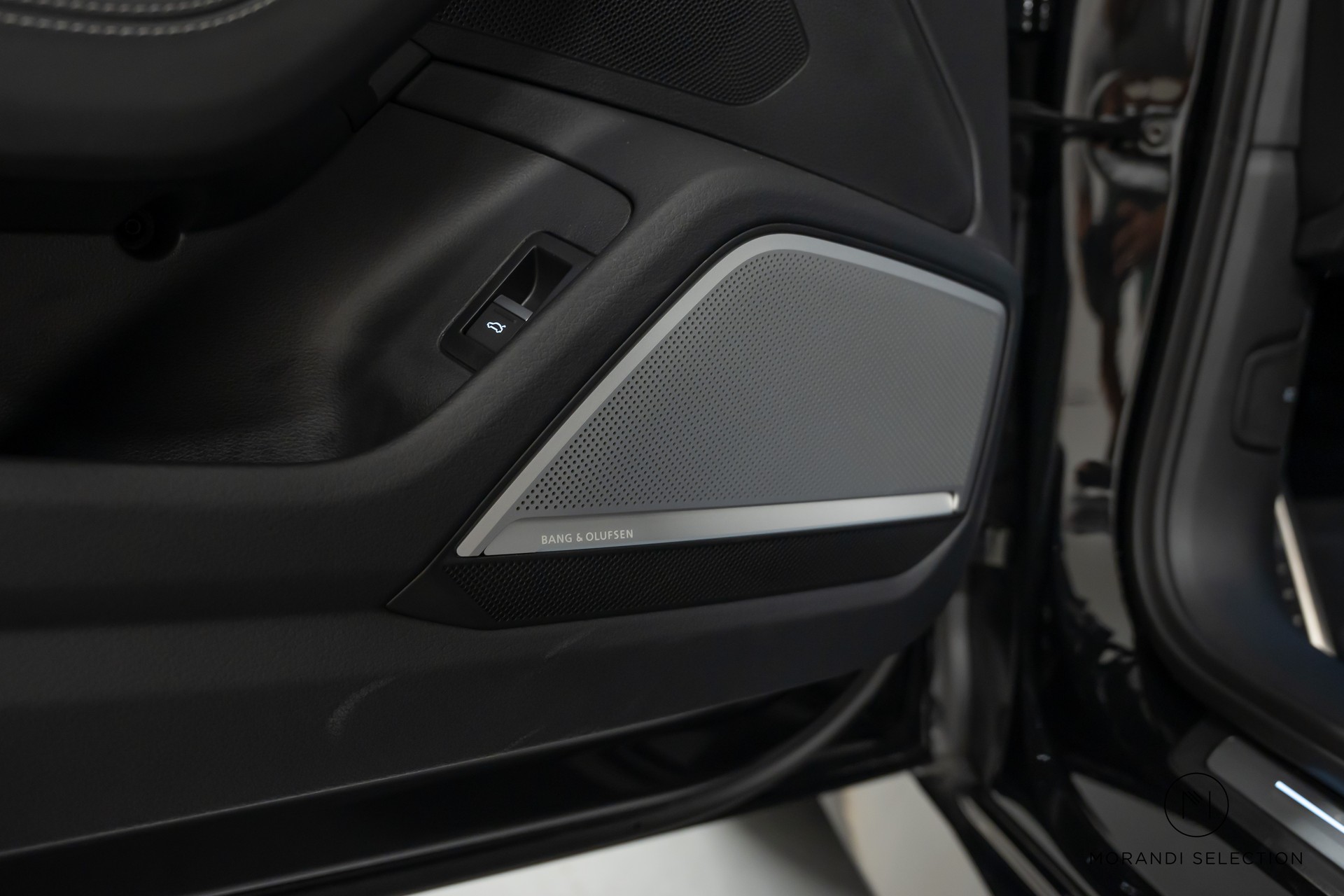 AUDI RS6 Avant 4.0 V8 TFSI performance quattro T-Tronic-image-26
