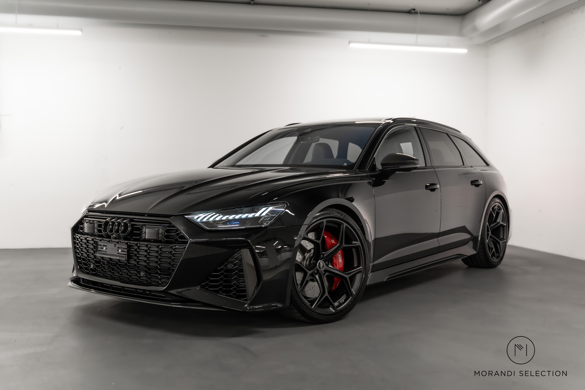 AUDI RS6 Avant 4.0 V8 TFSI performance quattro T-Tronic-image-1