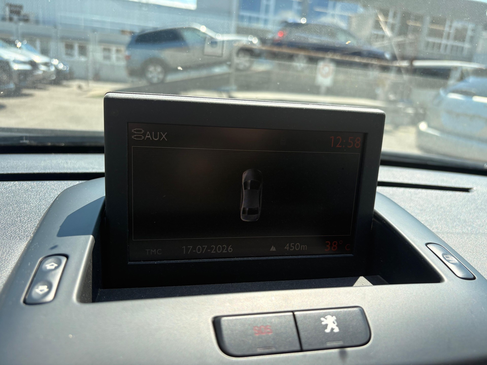 PEUGEOT 5008 2.0 HDI Active-image-8