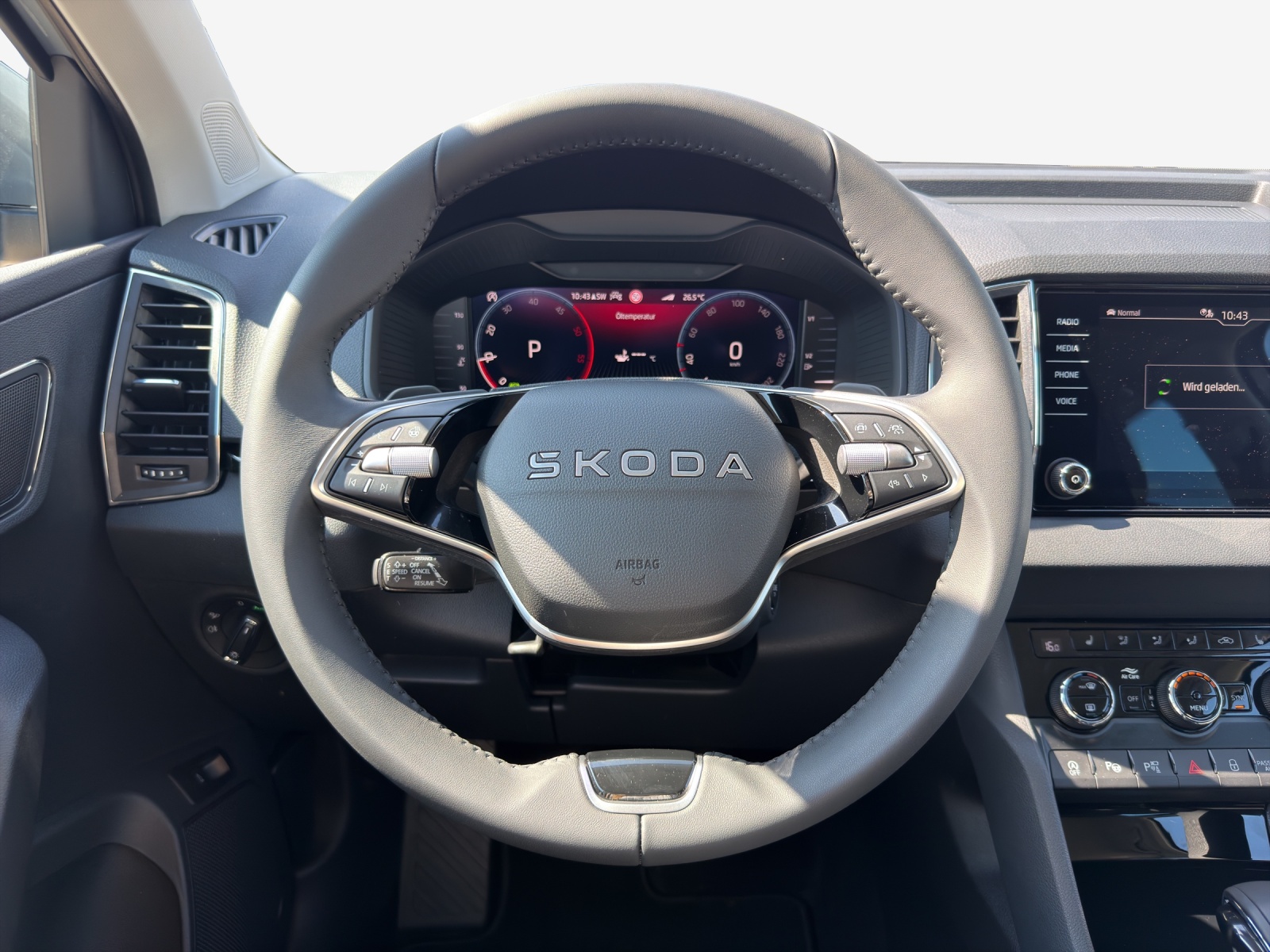 SKODA Karoq Dynamic 2.0TDI 150PS 7DSG 4X4-image-9