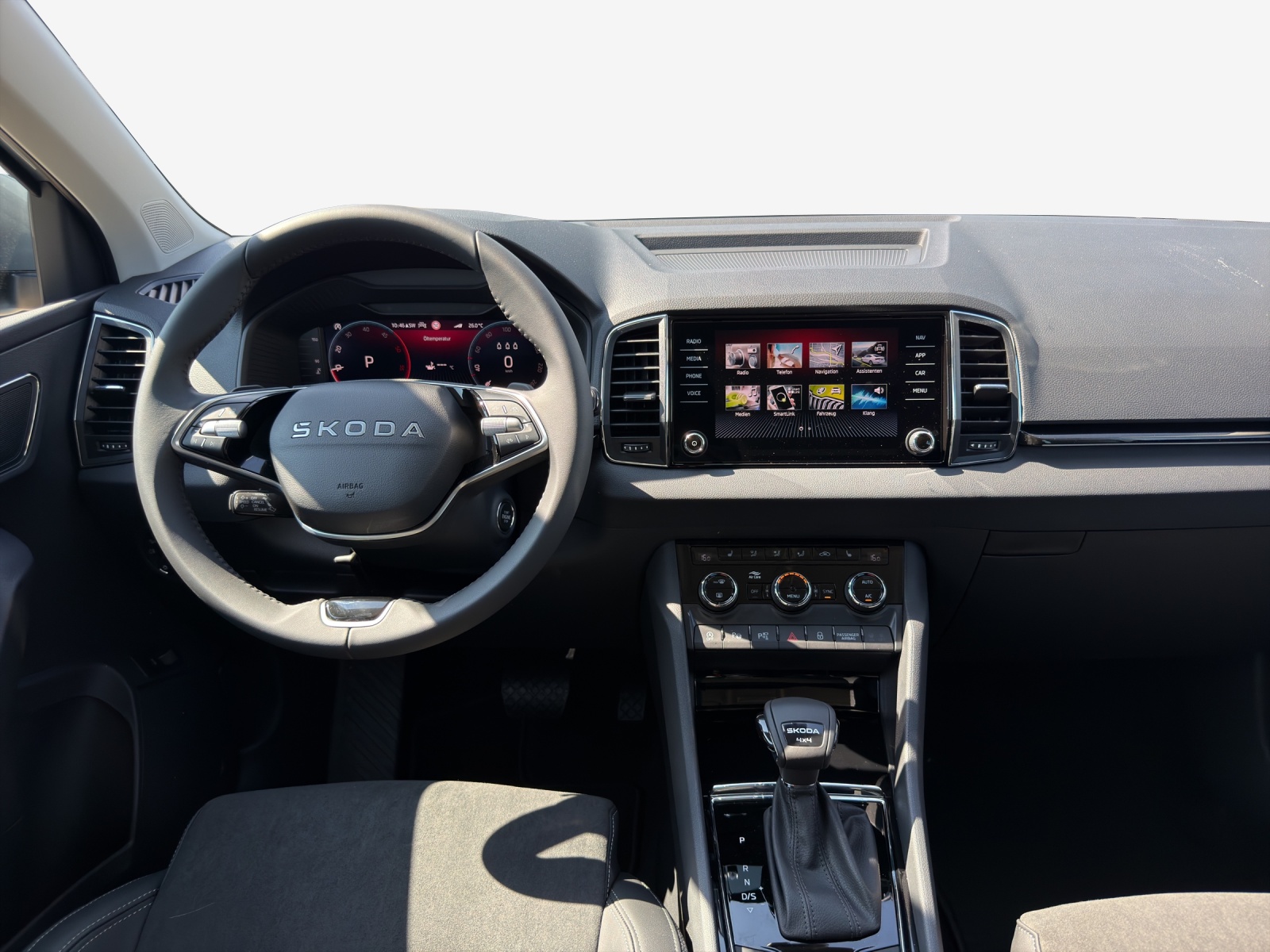 SKODA Karoq Dynamic 2.0TDI 150PS 7DSG 4X4-image-8