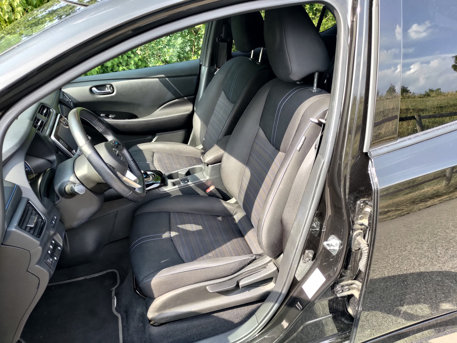 NISSAN e+ N-Connecta-image-2