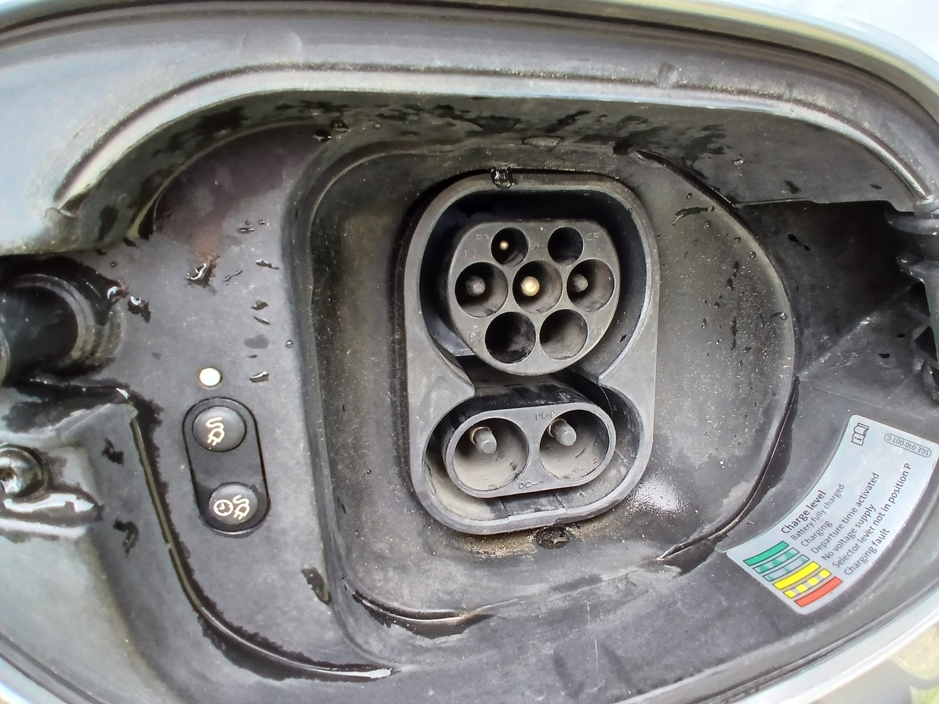 VW e-Golf Voll-Elektro mit CCS-Laden Batterie-Garantie bis 07/2027-image-15