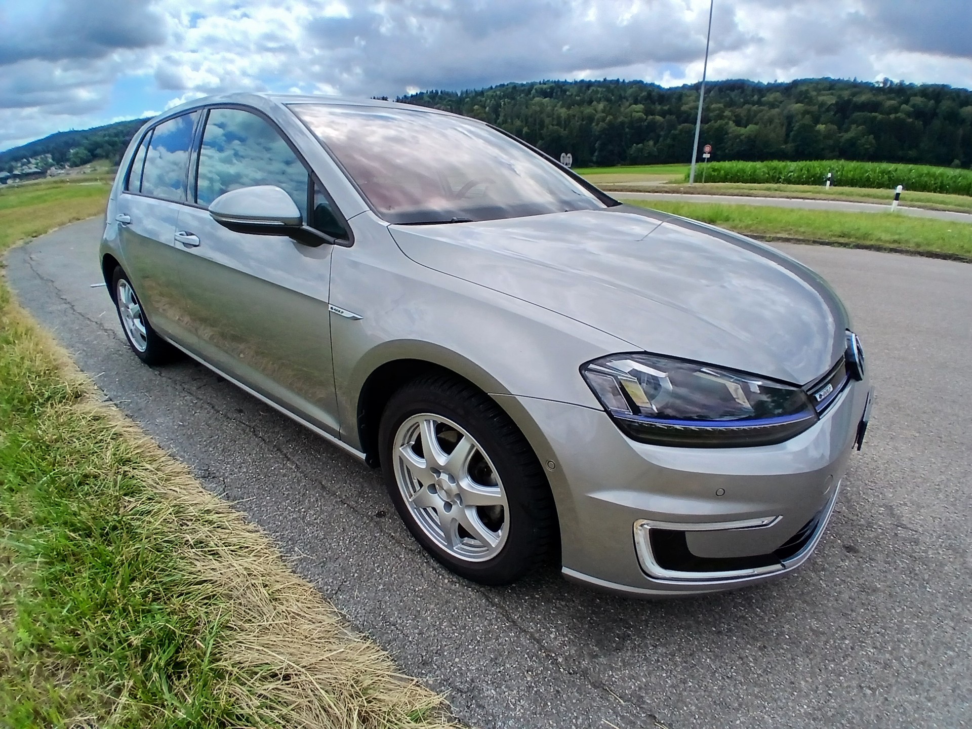 VW e-Golf Voll-Elektro mit CCS-Laden Batterie-Garantie bis 07/2027-image-6