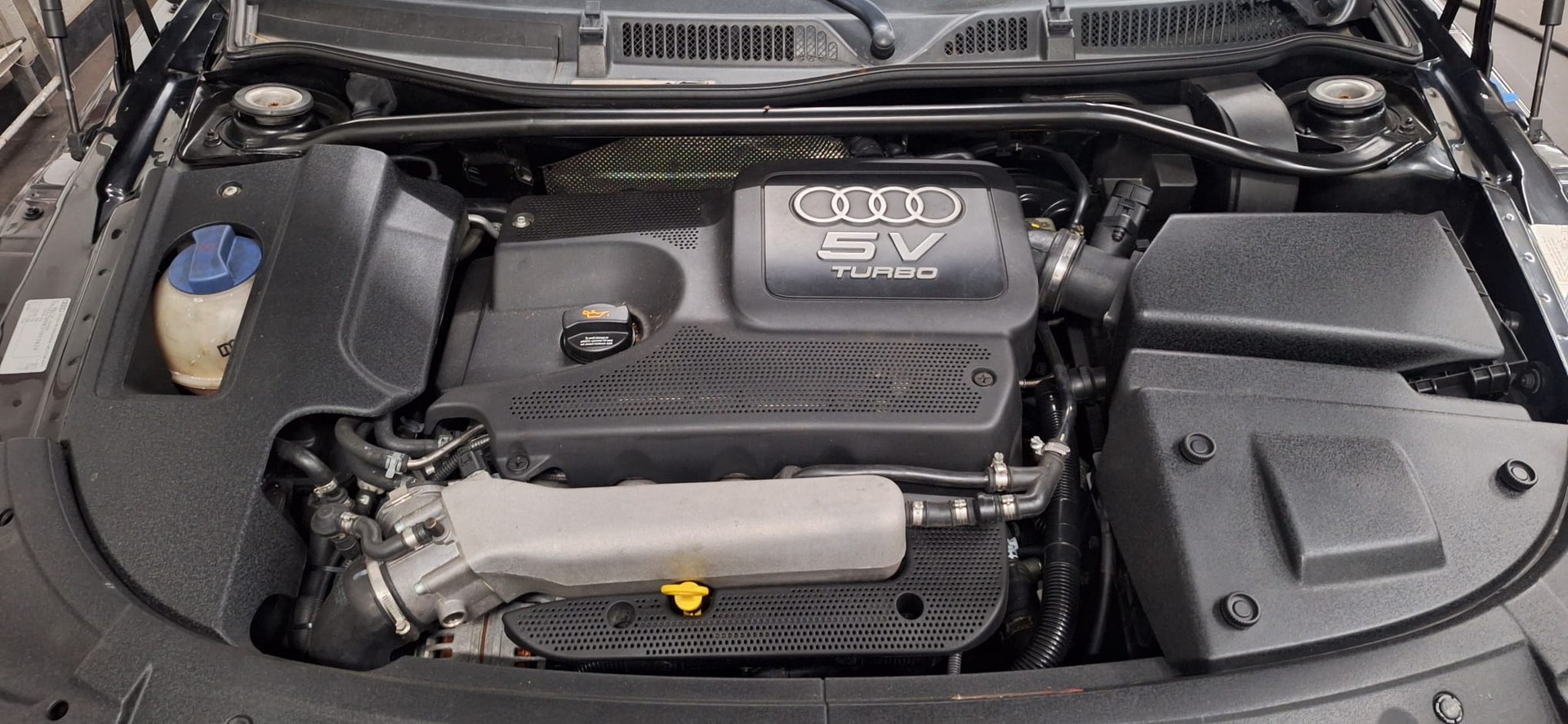 AUDI Roadster-image-3
