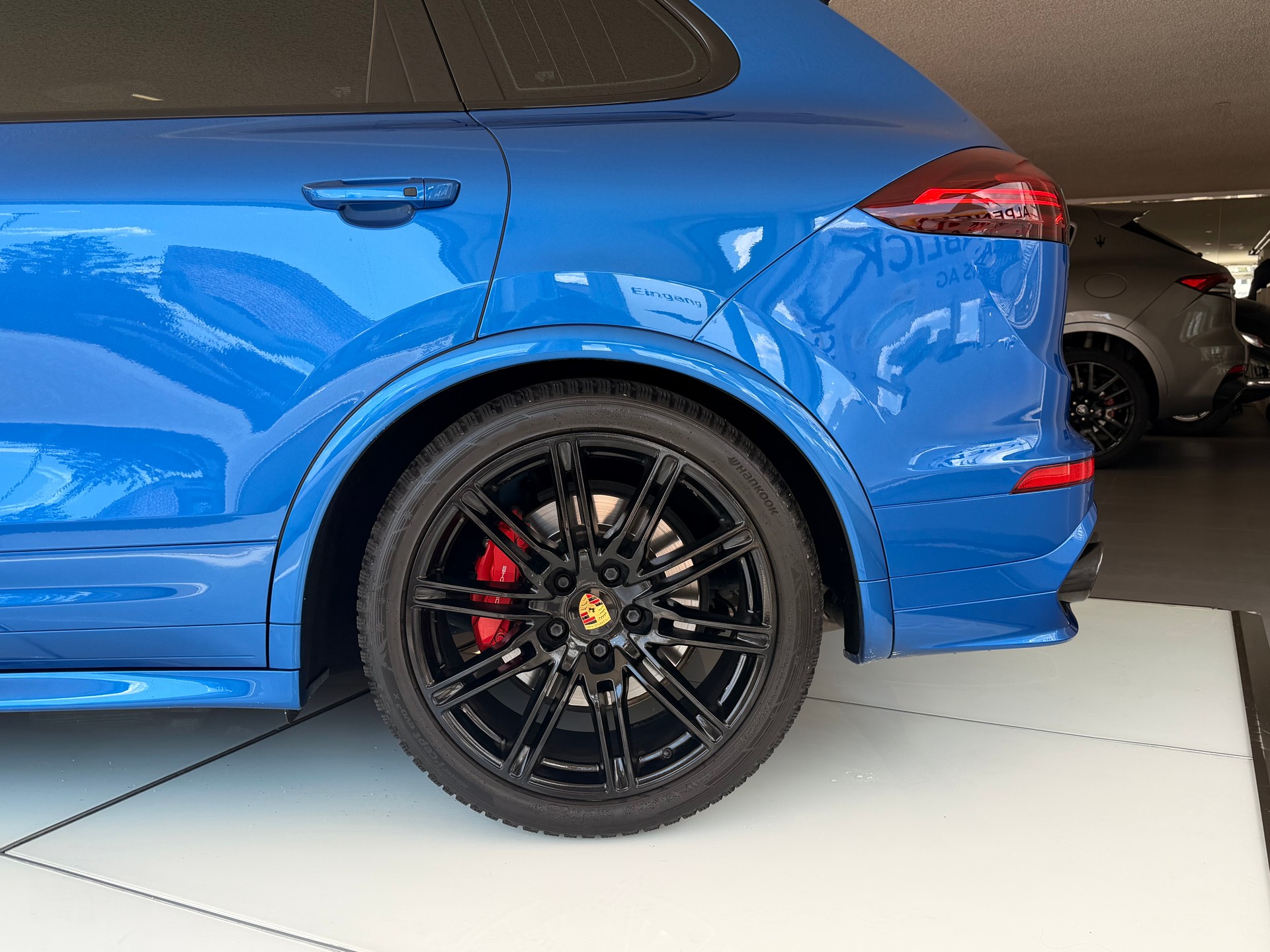 PORSCHE Cayenne GTS inkl. PORSCHE APPROVED-image-11