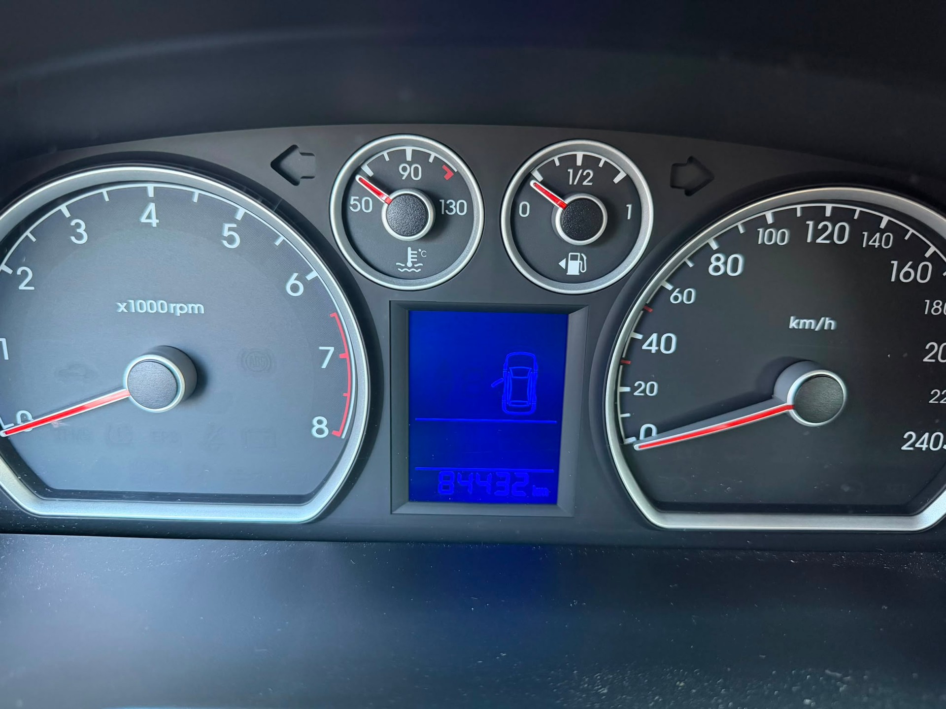 HYUNDAI i30 1.4 Comfort-image-11