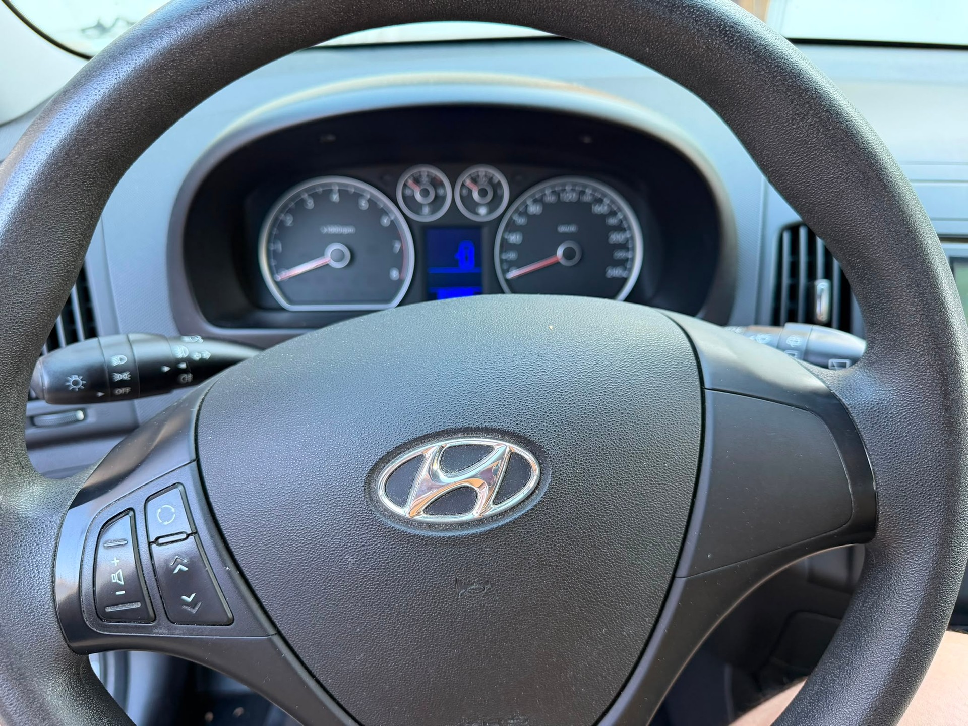 HYUNDAI i30 1.4 Comfort-image-10