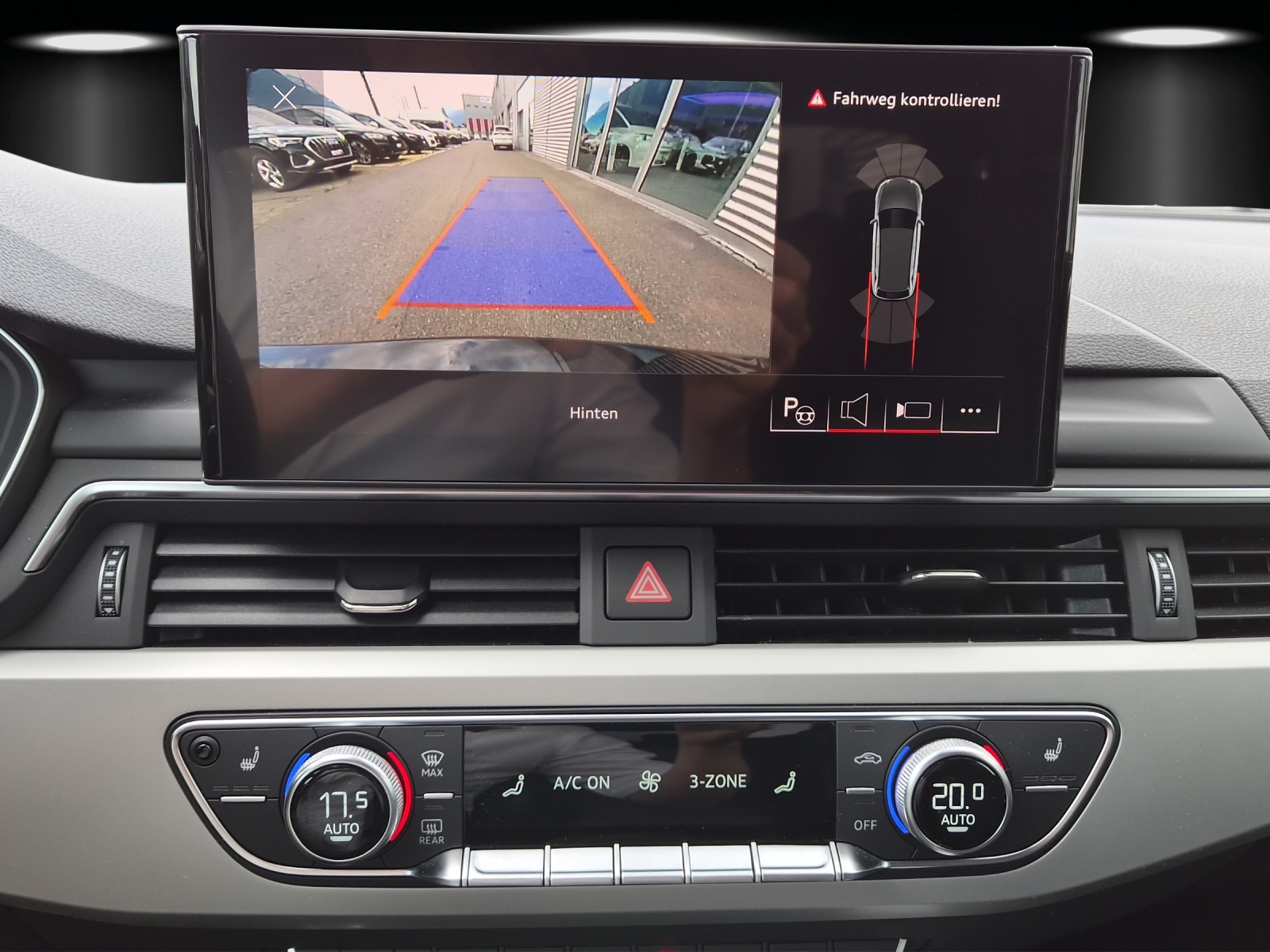 AUDI A4 allroad 45 TFSI quattro S-tronic-image-11