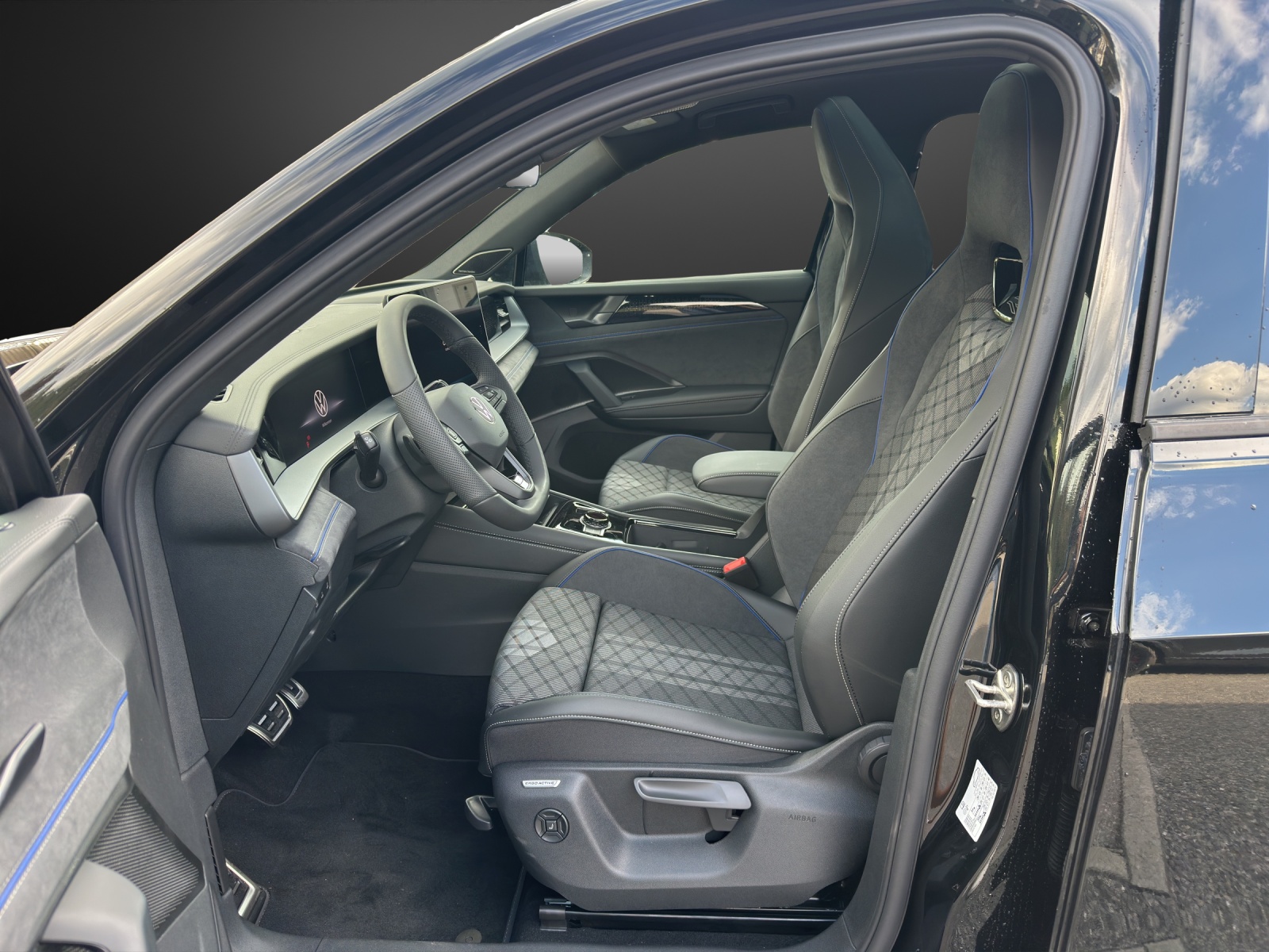 VW Tayron 1.5 TSI evo2 eHybrid R-Line DSG-image-7