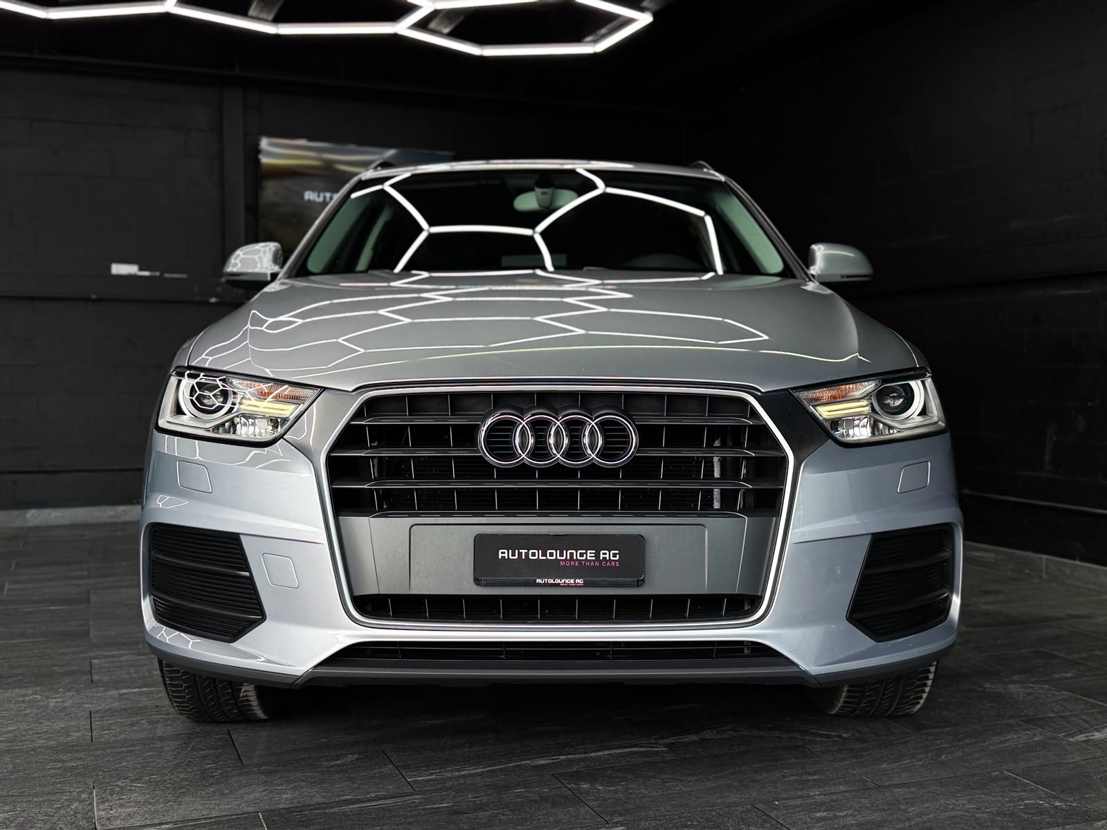 AUDI Q3 1.4 TFSI ultra sport-image-2