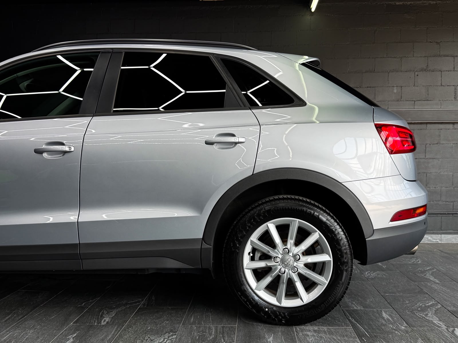 AUDI Q3 1.4 TFSI ultra sport-image-5