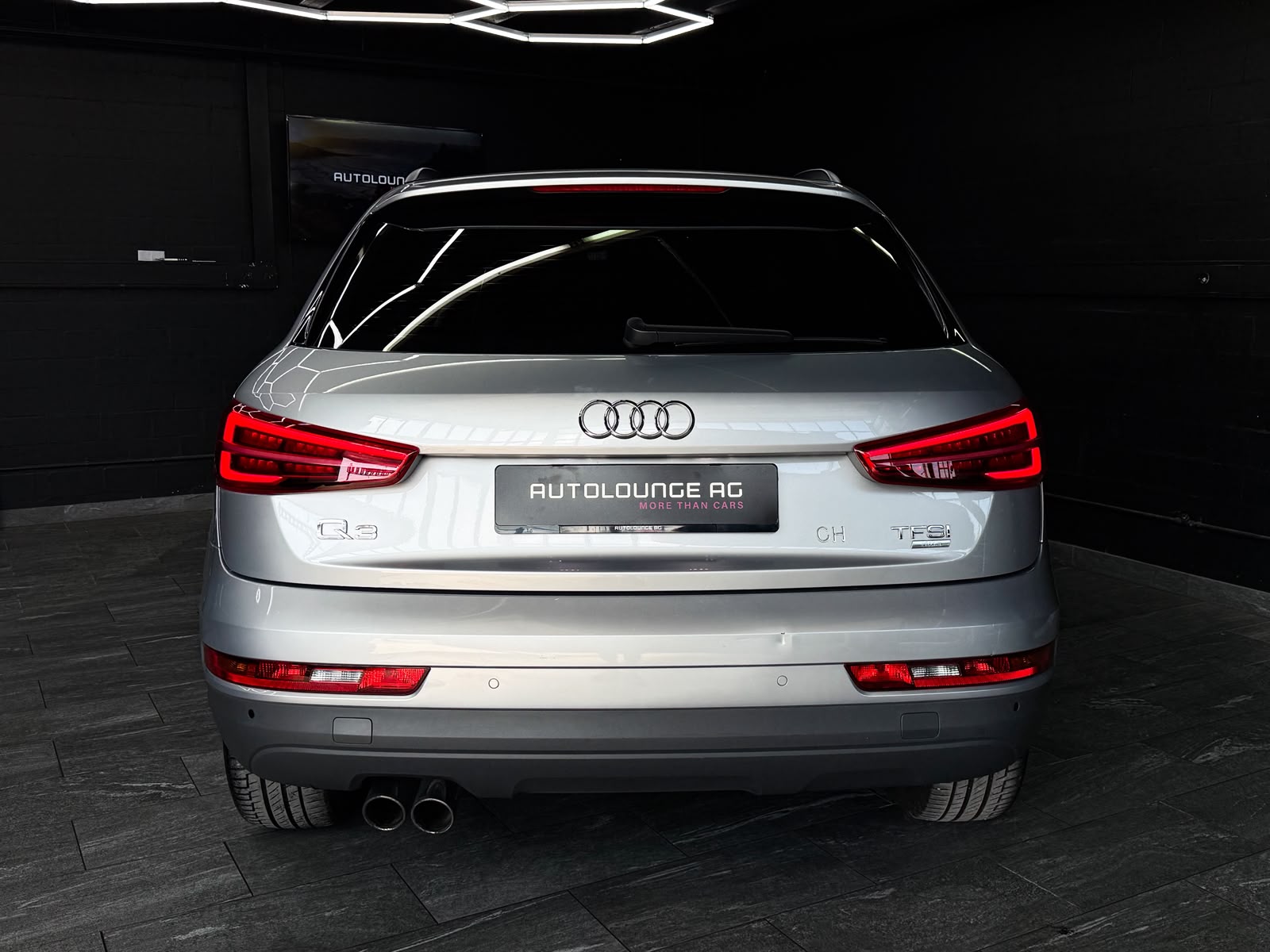 AUDI Q3 1.4 TFSI ultra sport-image-6
