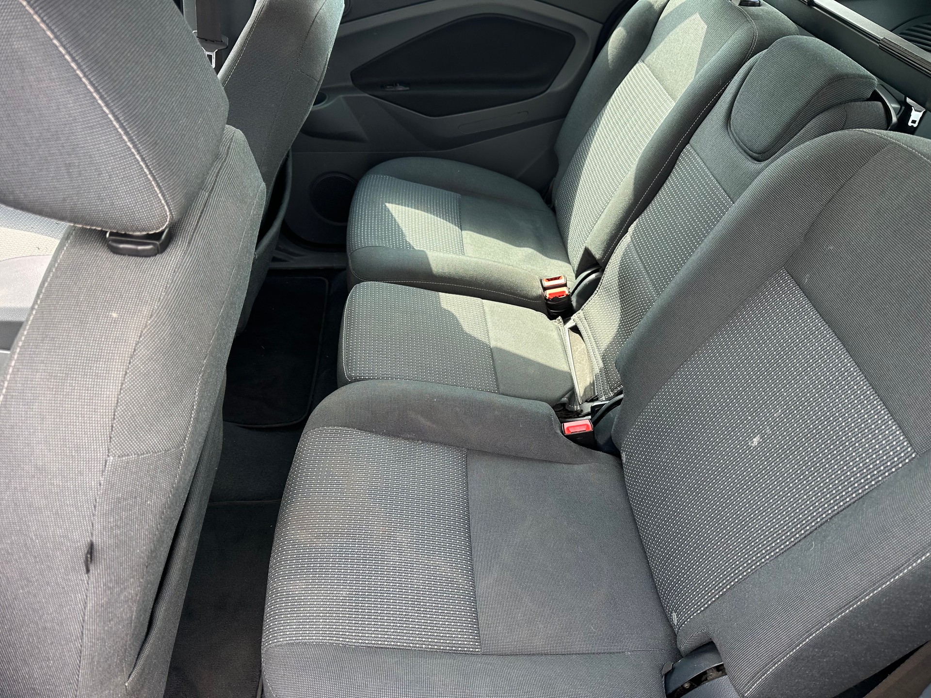 FORD Grand C-Max 2.0 TDCi Titanium PowerShift-image-2