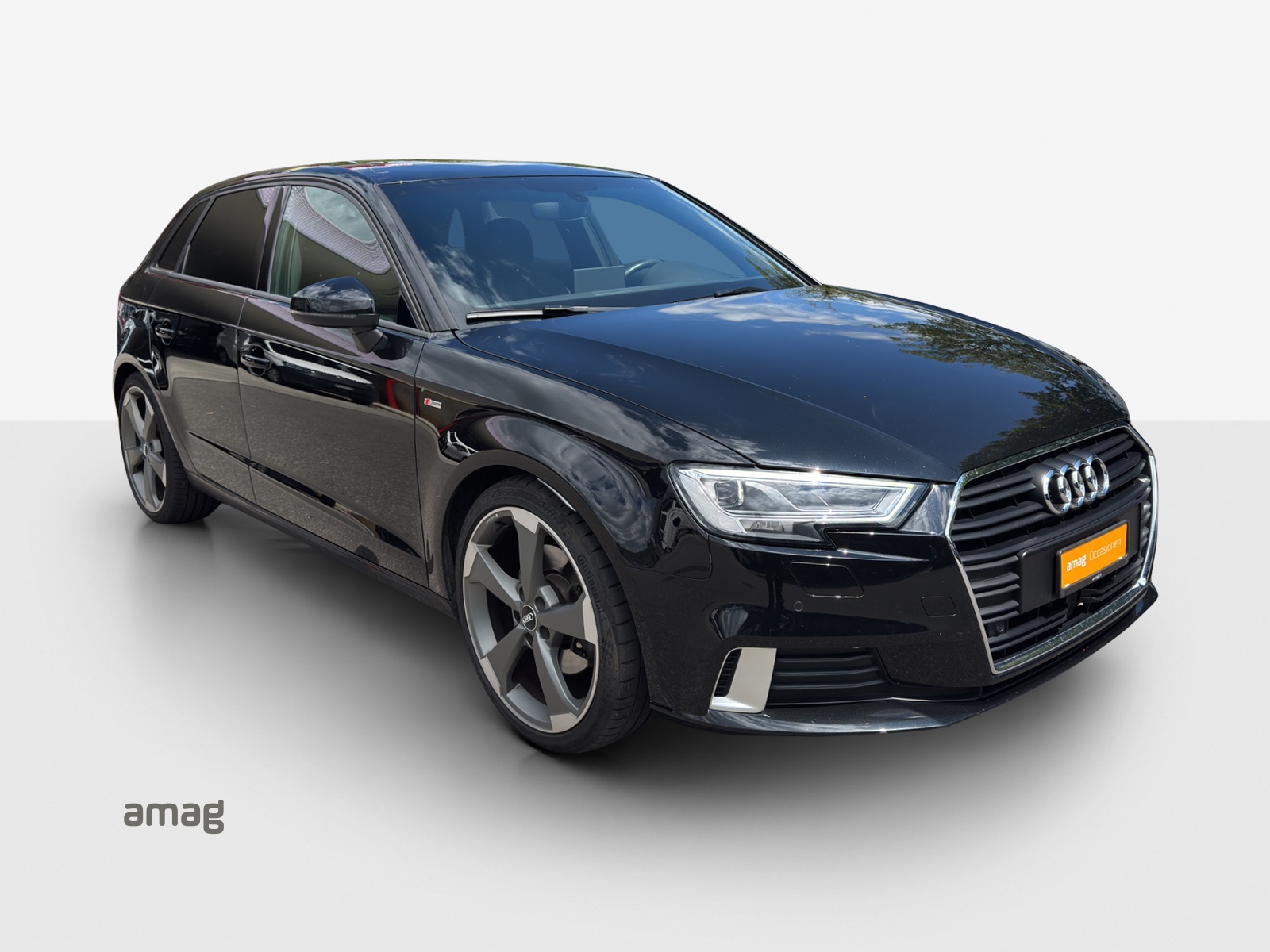 AUDI A3 Sportback 2.0 TFSI Sport-image-5