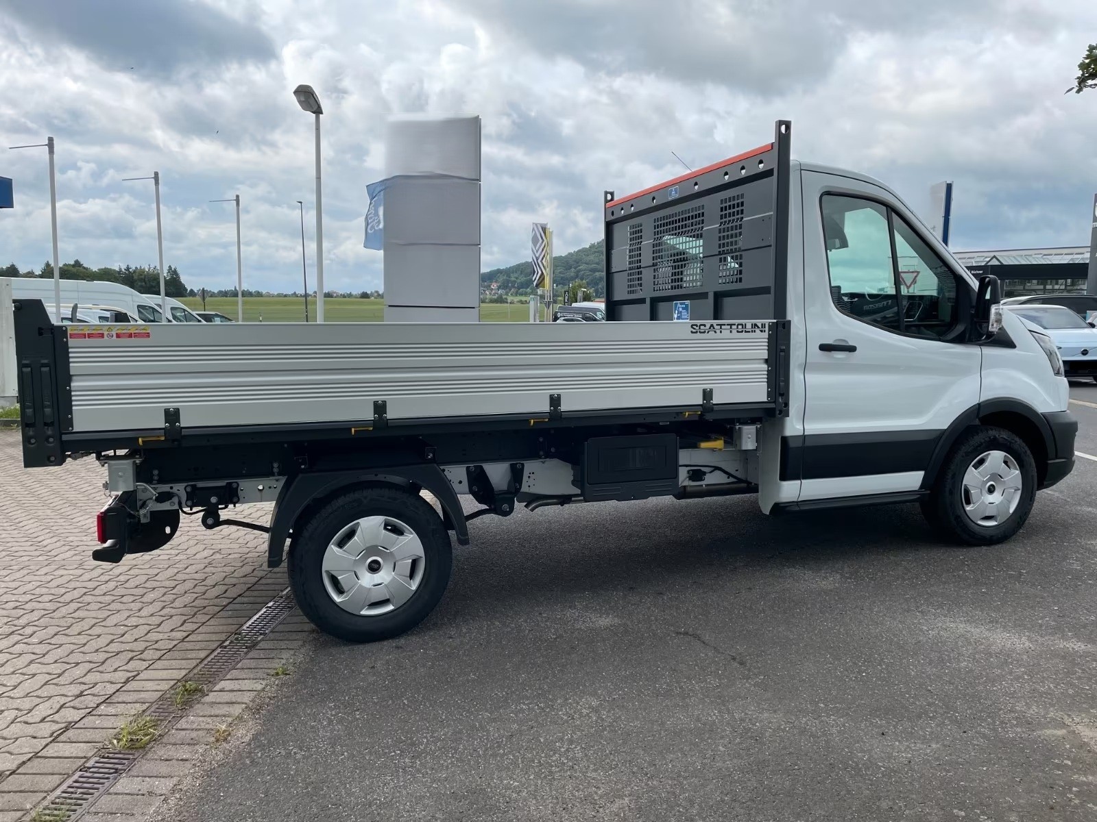 FORD Transit 350 L2 Trend 3Seitenkipper mit AHK-image-4