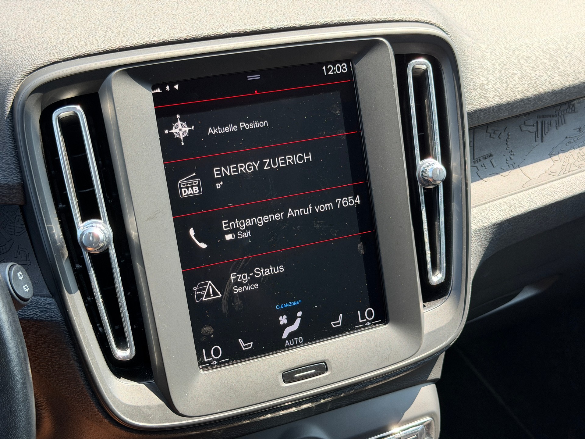VOLVO XC40 T3 Momentum Geartronic *Assistenzpaket* *Rückfahrkamera*-image-25