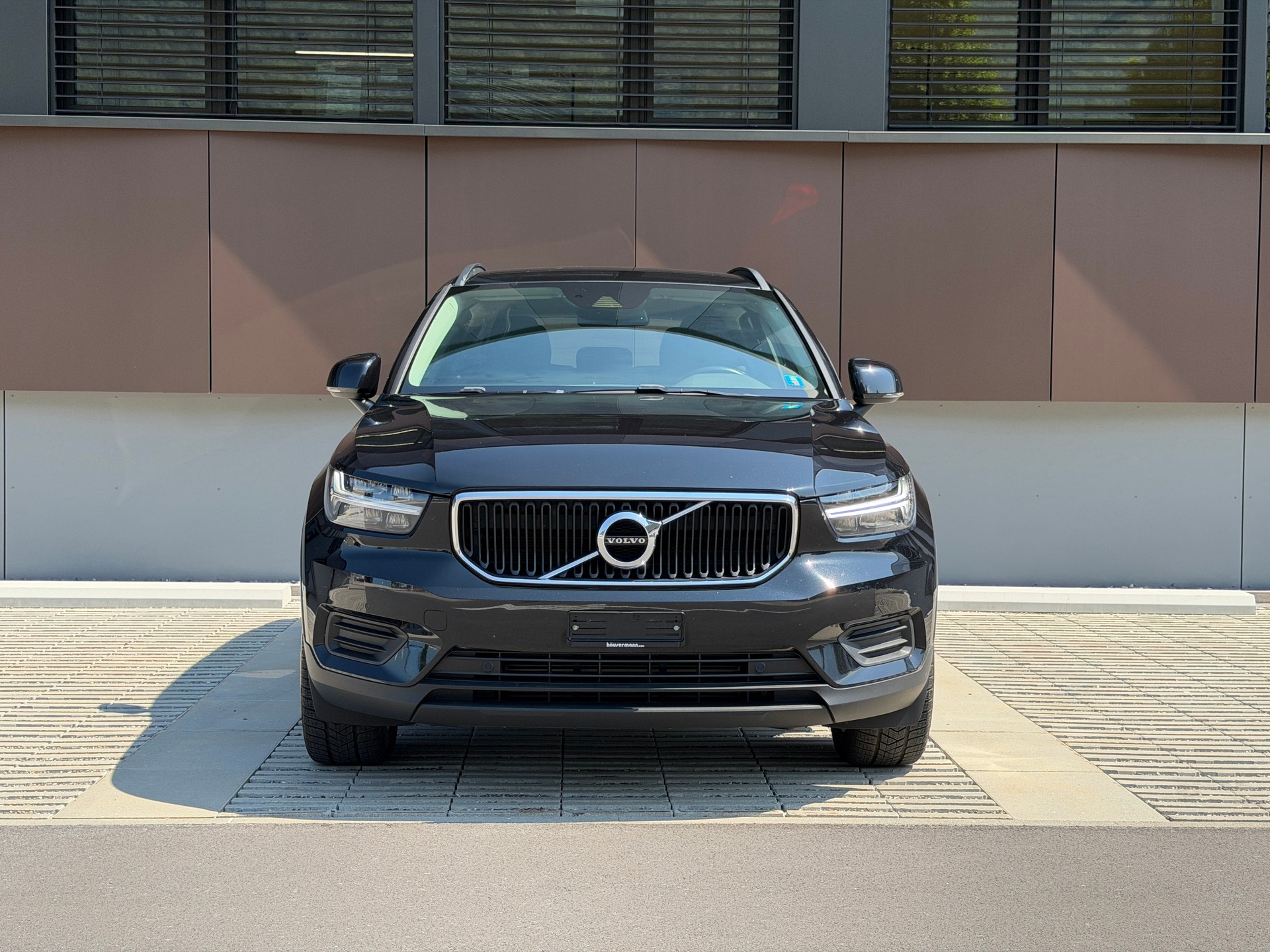 VOLVO XC40 T3 Momentum Geartronic *Assistenzpaket* *Rückfahrkamera*-image-1