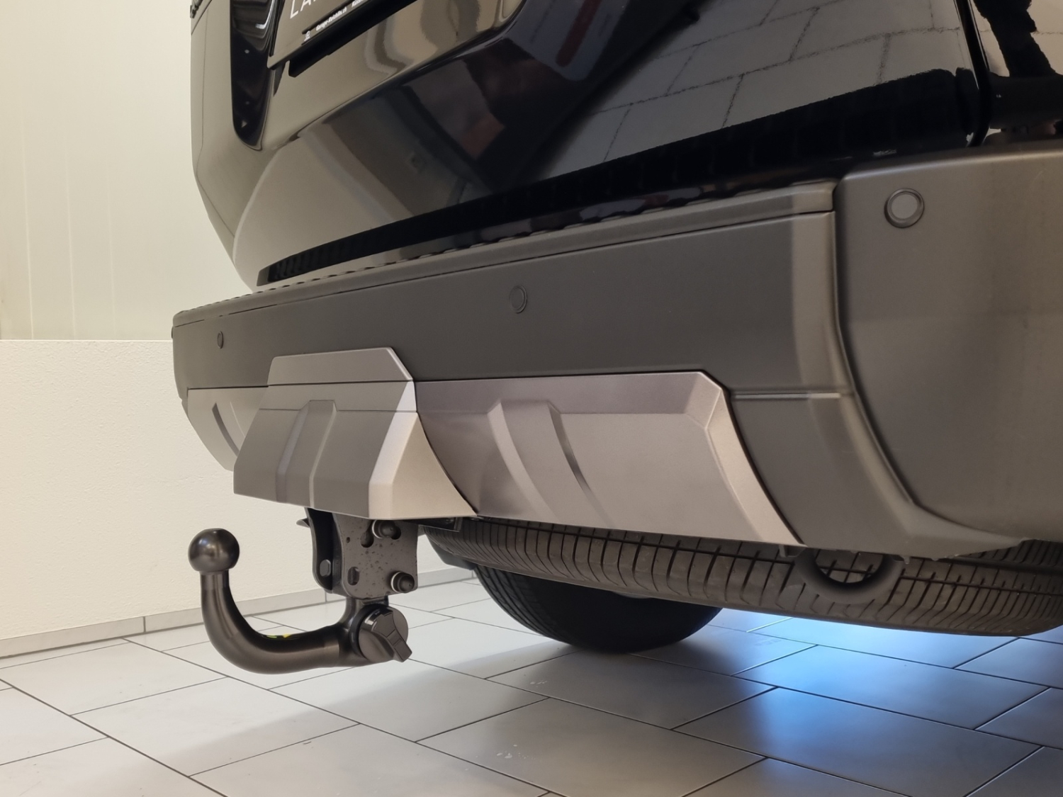TOYOTA Land Cruiser 2.8 D 48V Invincible-image-16