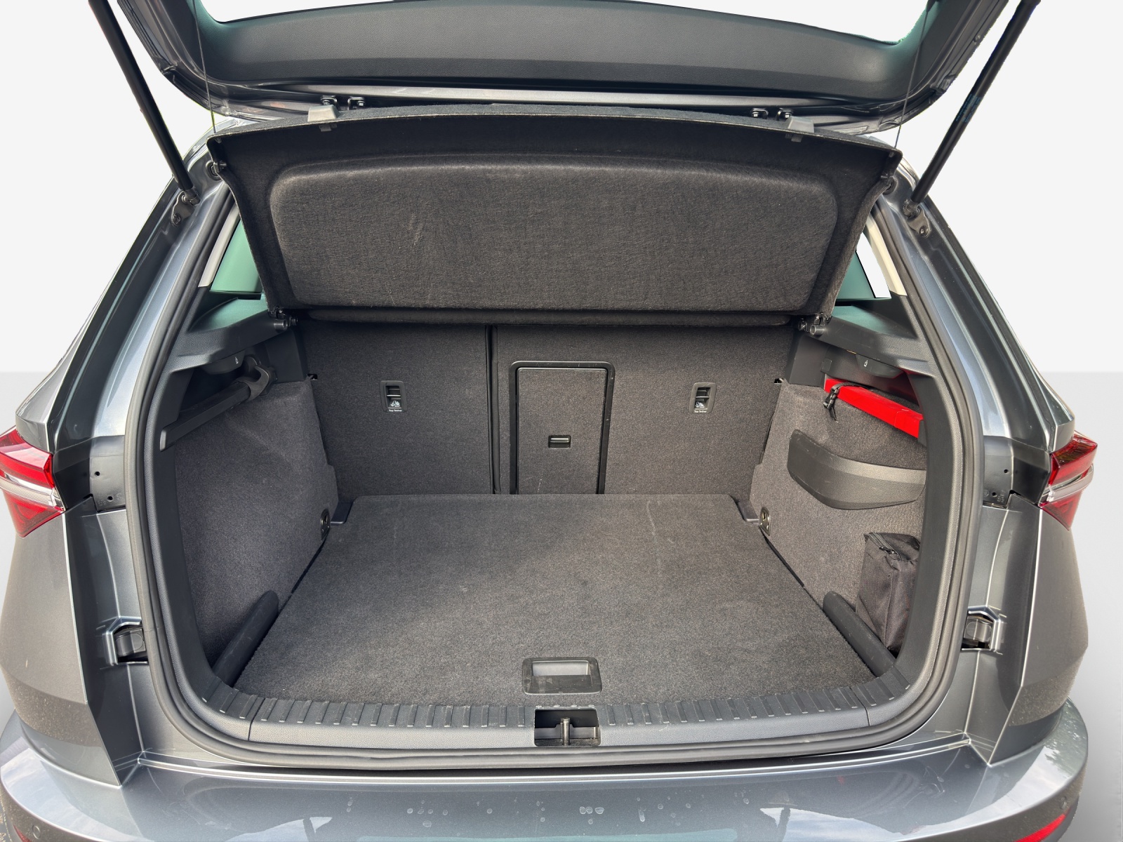 SKODA Karoq 2.0 TDI CR Selection 4x4 DSG-image-12