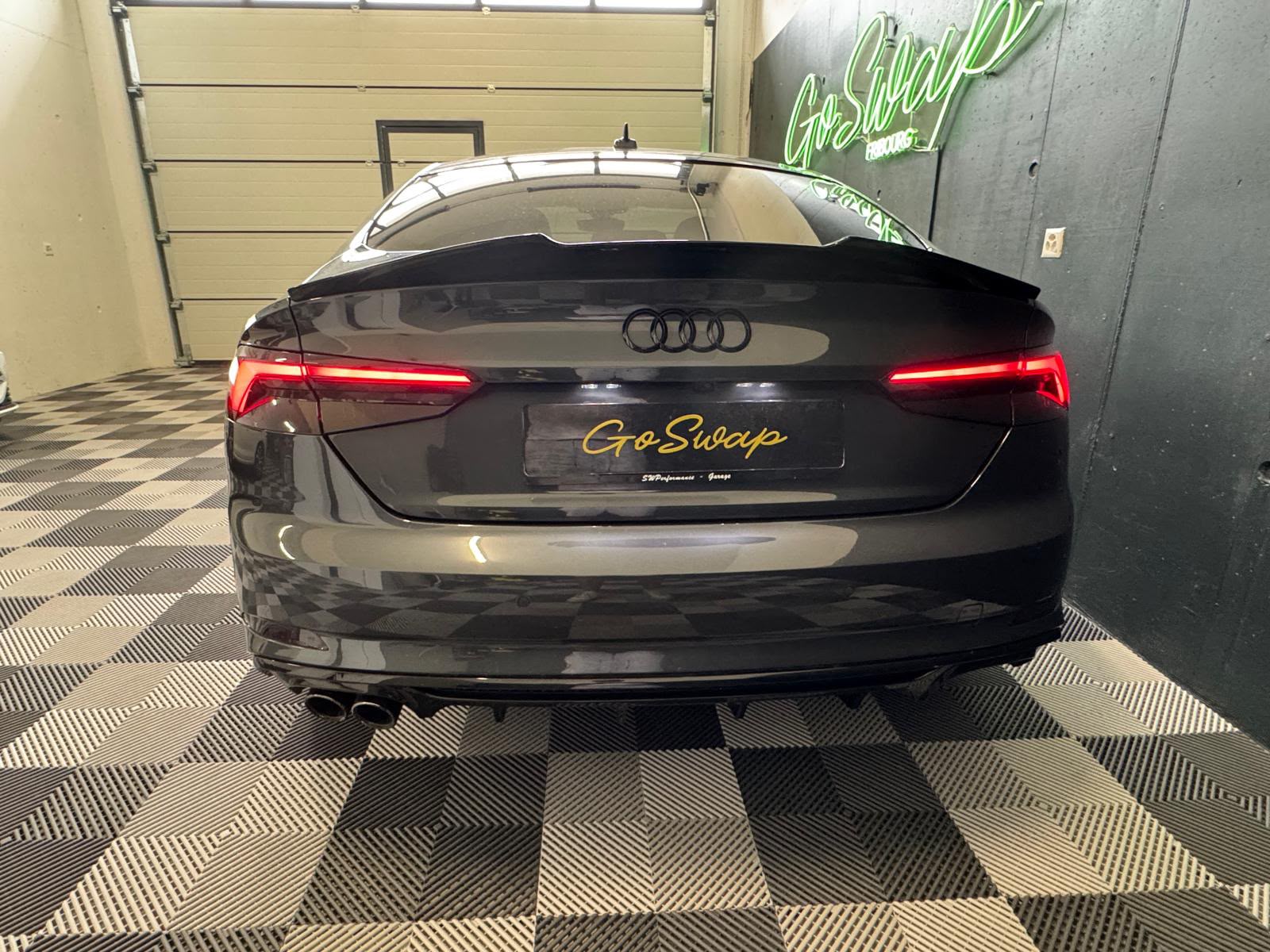 AUDI Audi A5 Sportback 2.0 TDI Quattro-image-4