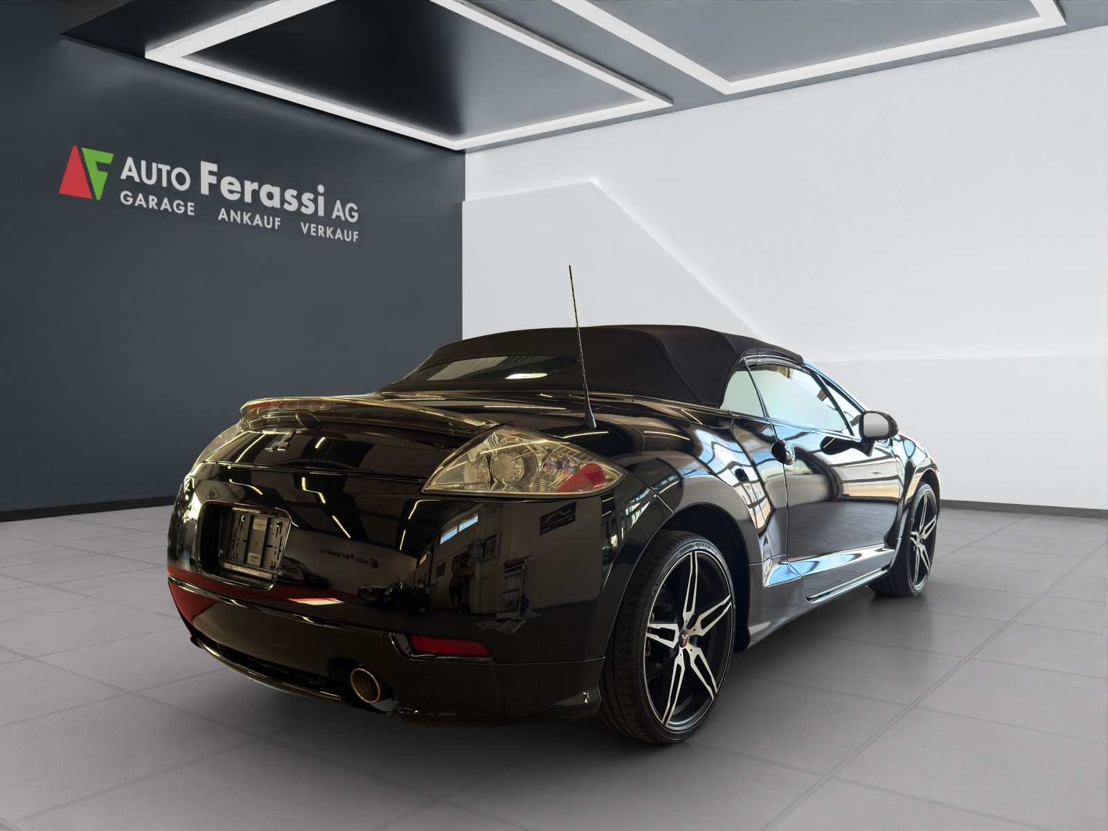 MITSUBISHI Spyder GT-image-5